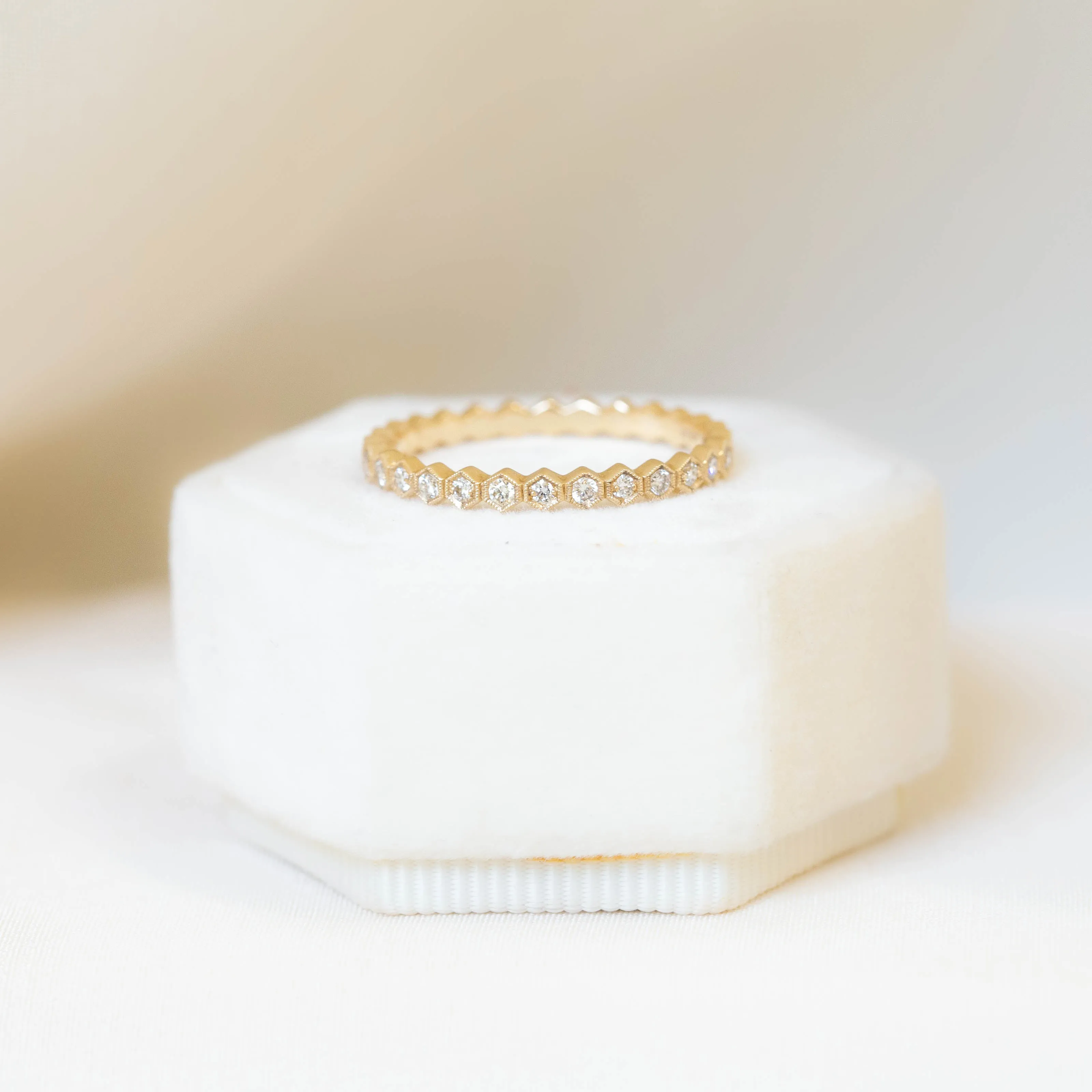 14ky Hex-Shaped Bezel-Set Diamond Band