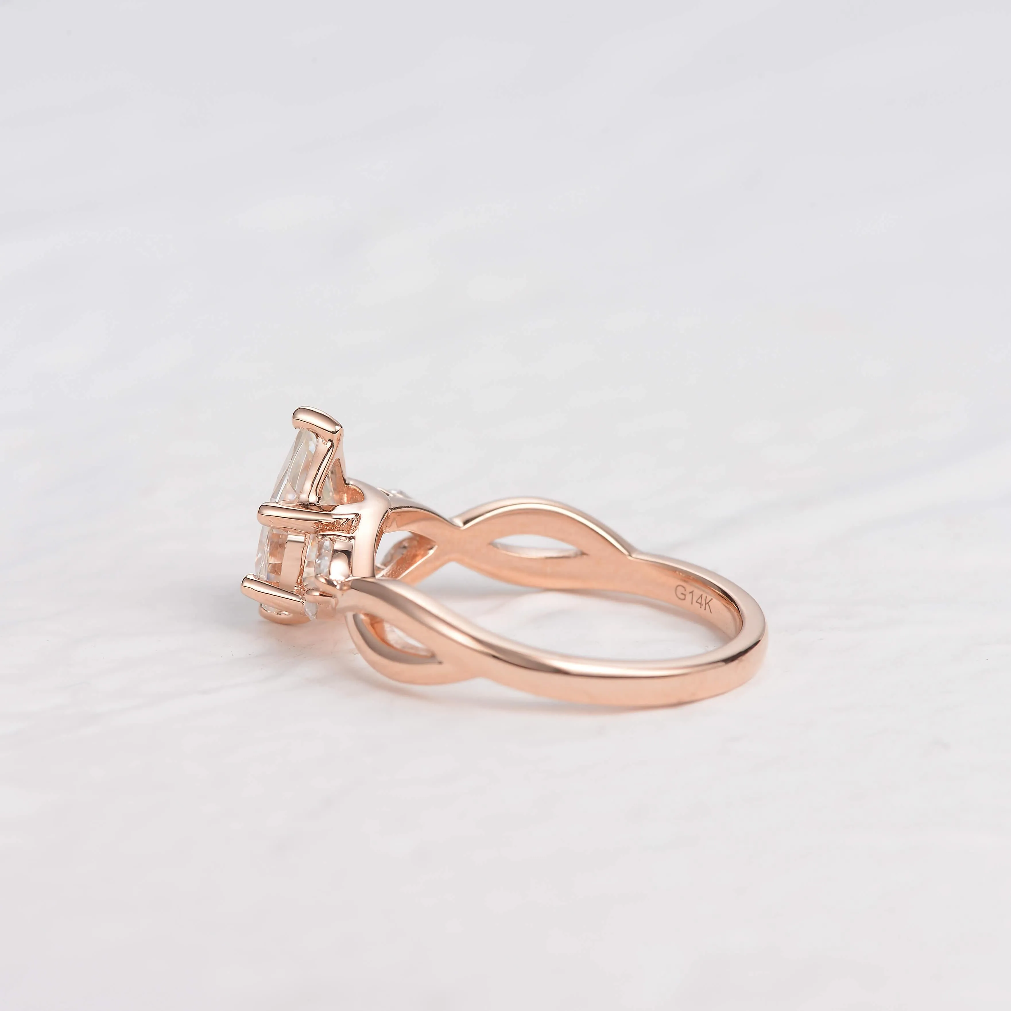 1.5ct Pear Moissanite Infinity Six-prong Ring