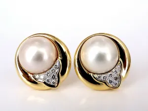 16.4mm Mabe Pearls .80ct Diamonds Clip Earrings 18kt Gold