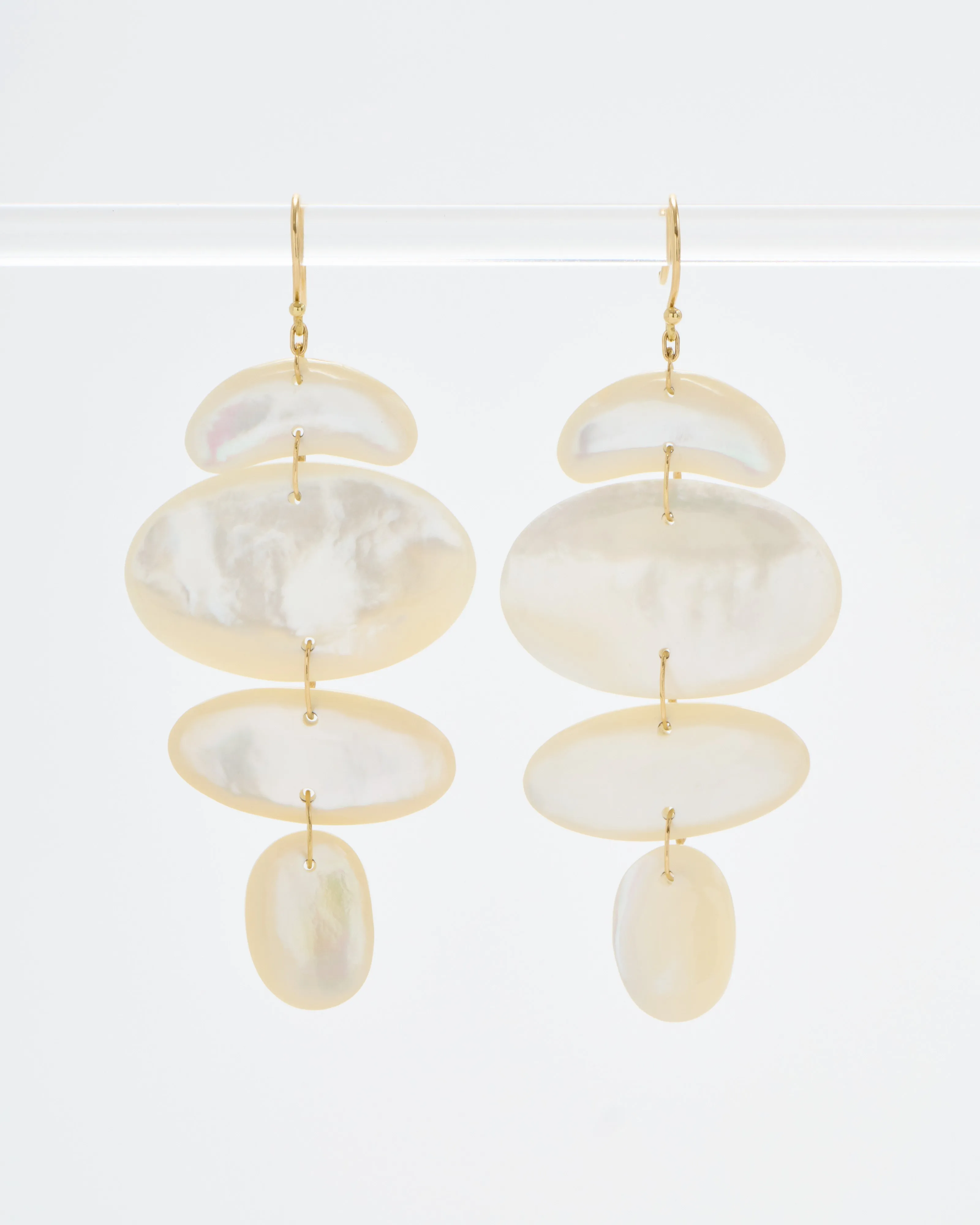 18k small oval totem mother of pearl earrings