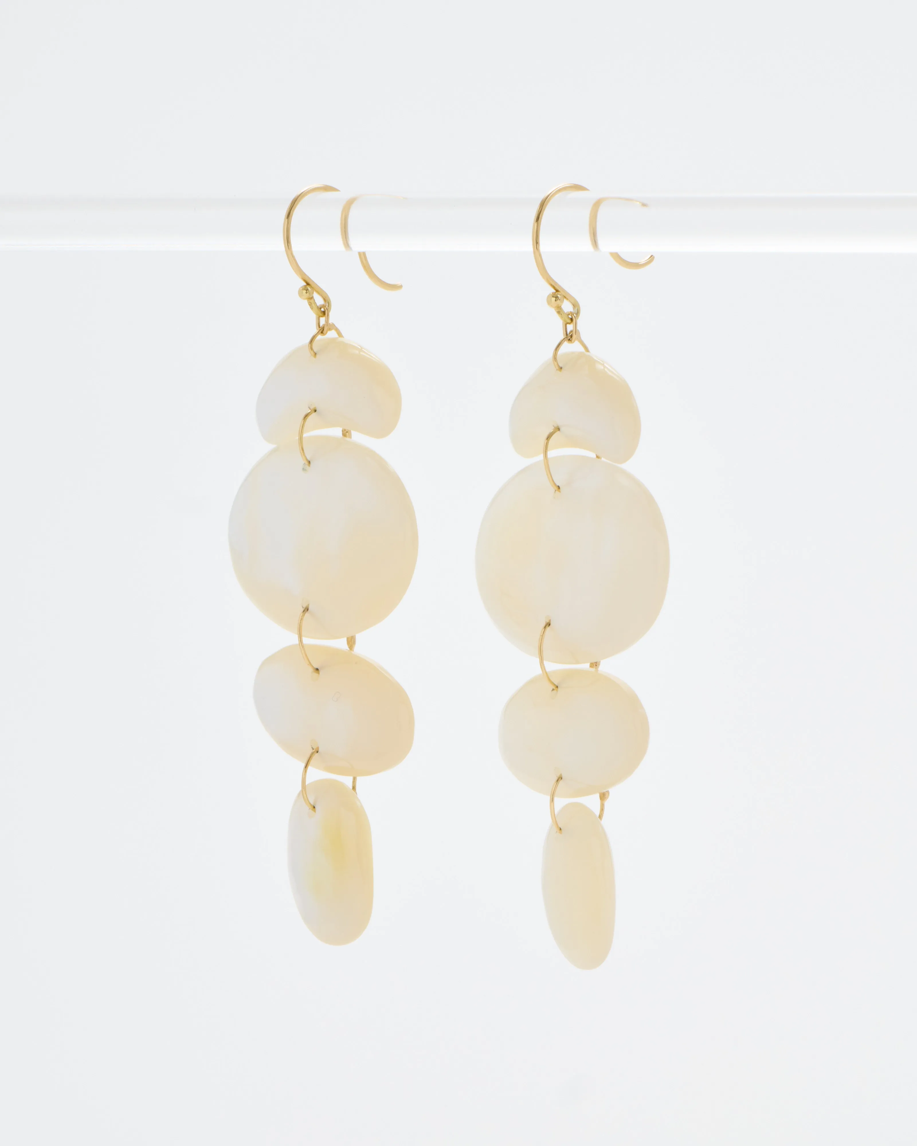 18k small oval totem mother of pearl earrings