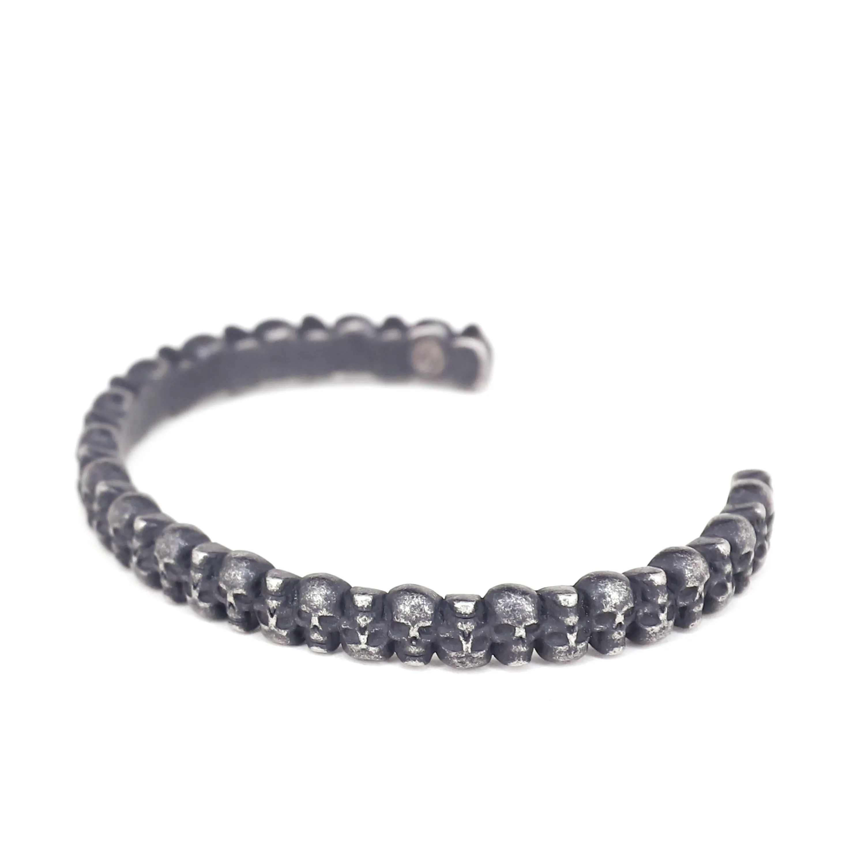 3D Skull Bangle In Ip Plated Stainless Steel