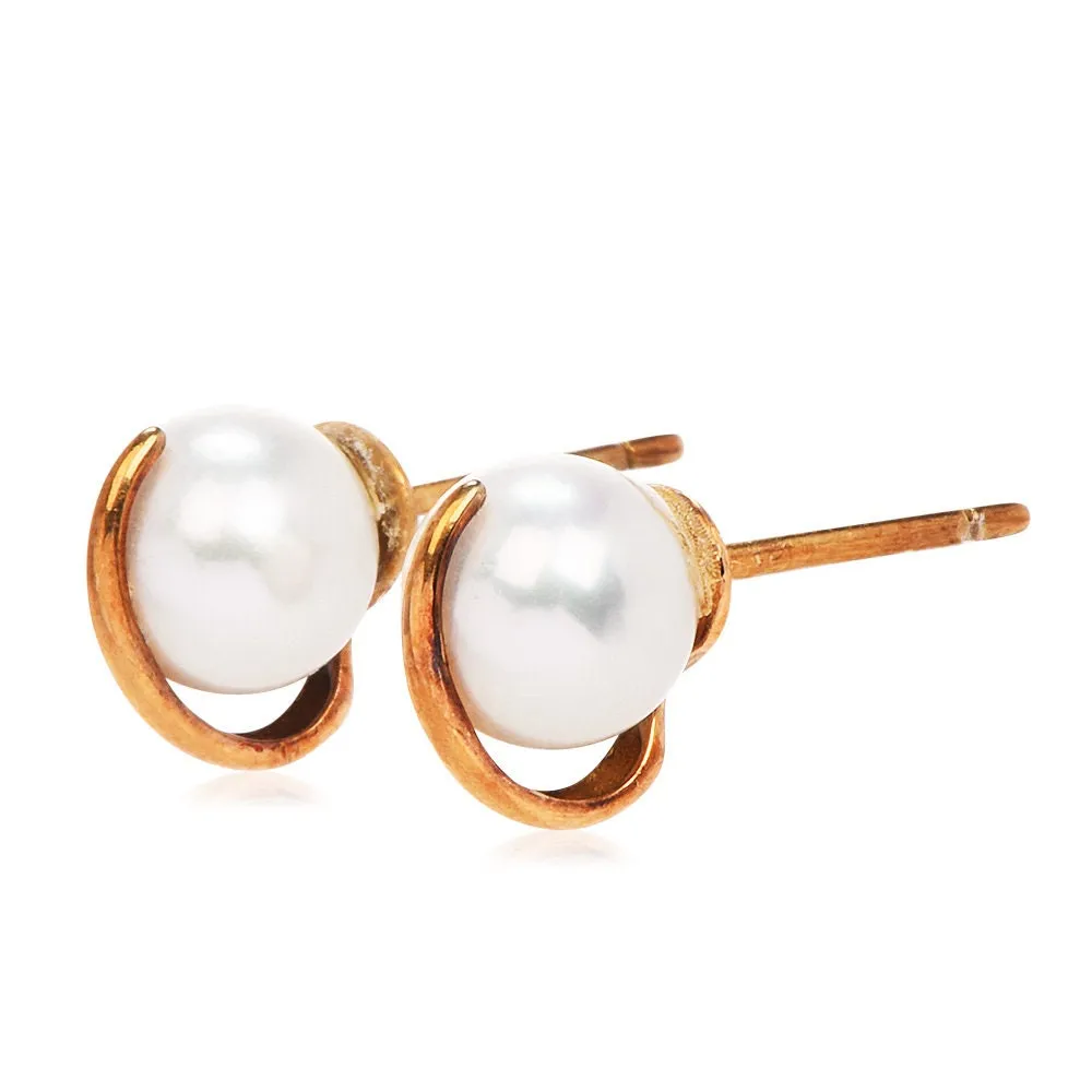 7mm Pearl Stud Earrings in 18K Yellow Gold