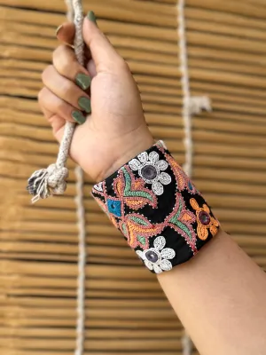 Alzena Kutchi Fabric Bracelet | Handcuff