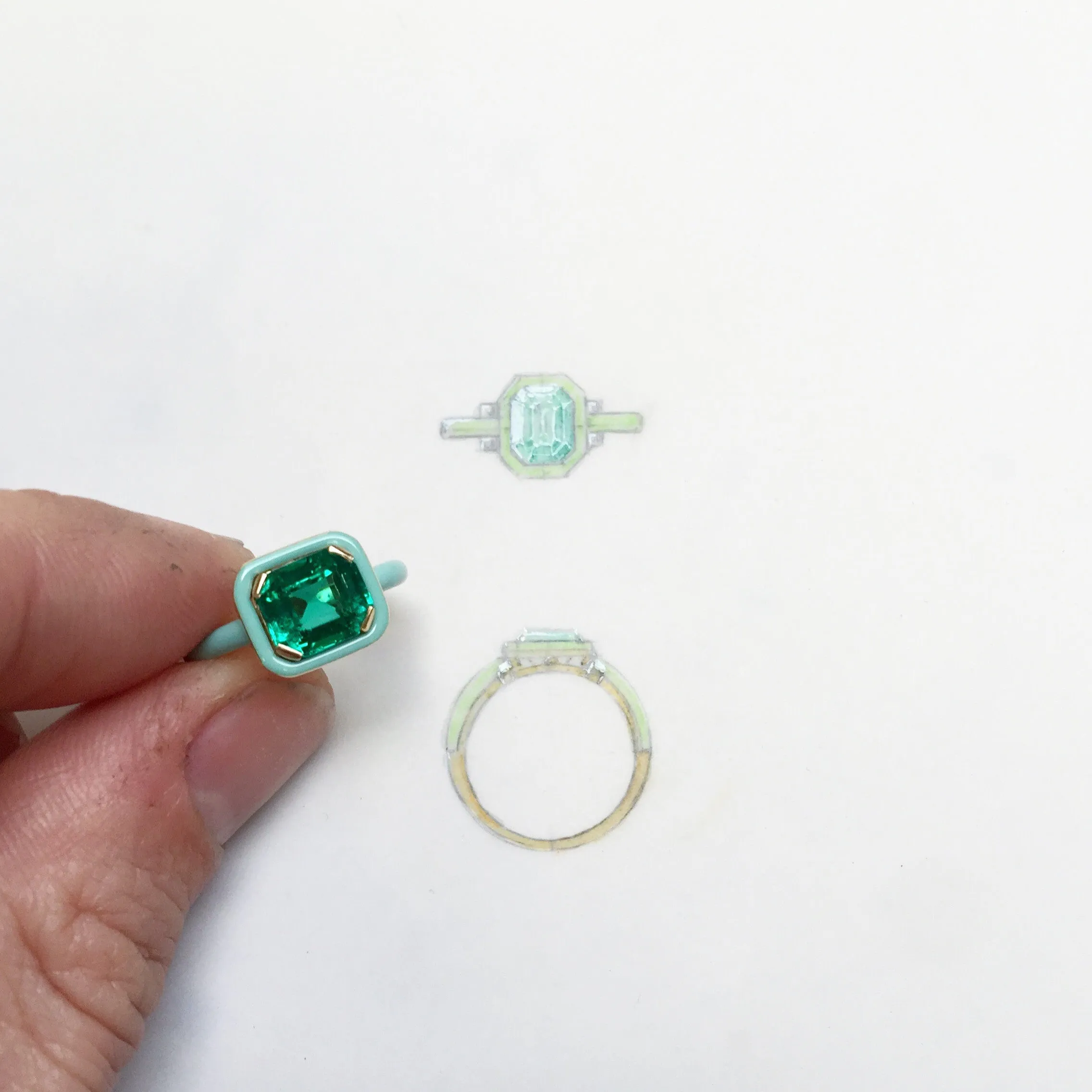 Bell & Bird Colombian Emerald and Mint Enamel Ring
