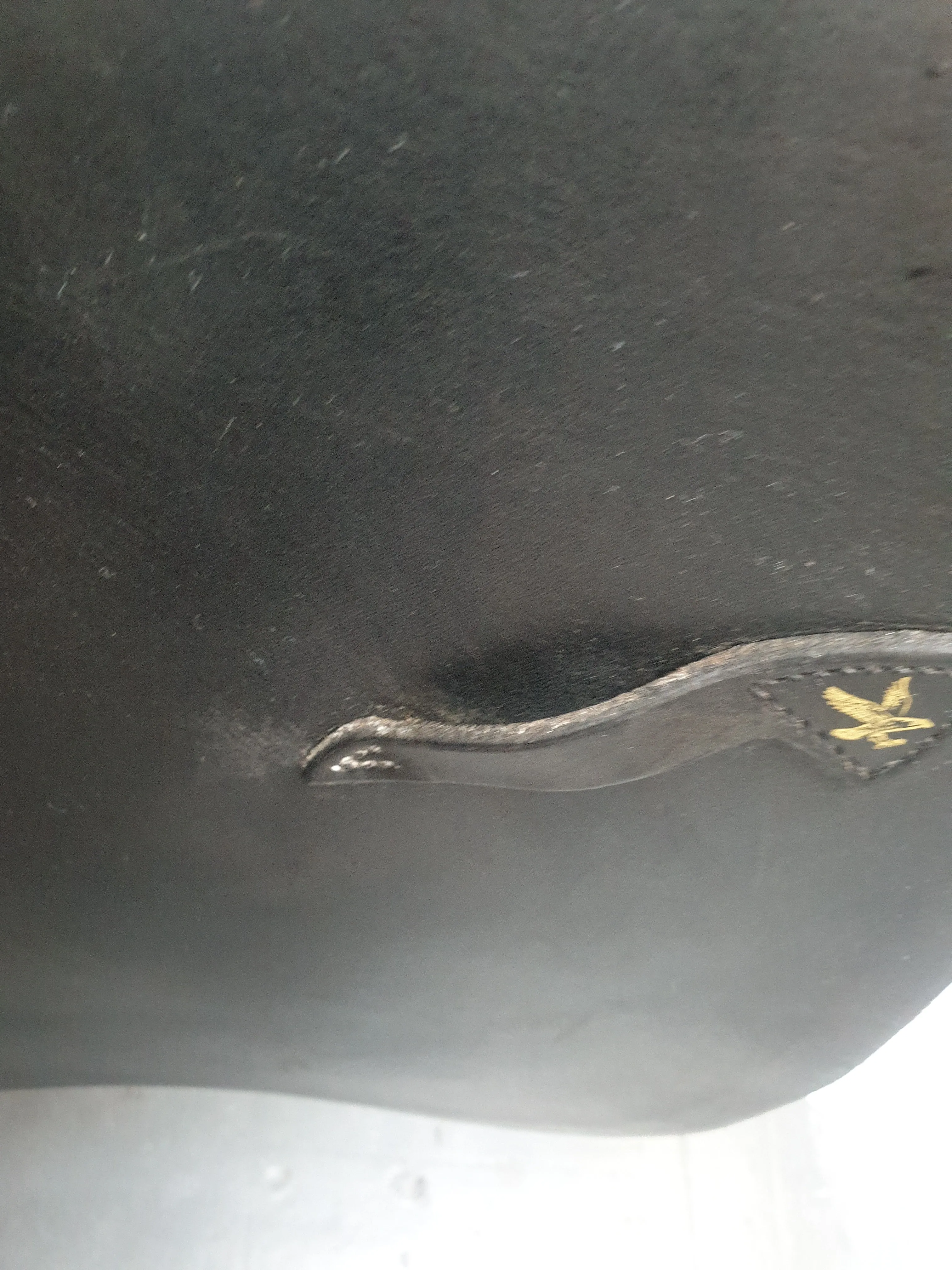 Black 17.5" wide  Falcon vsd leather saddle