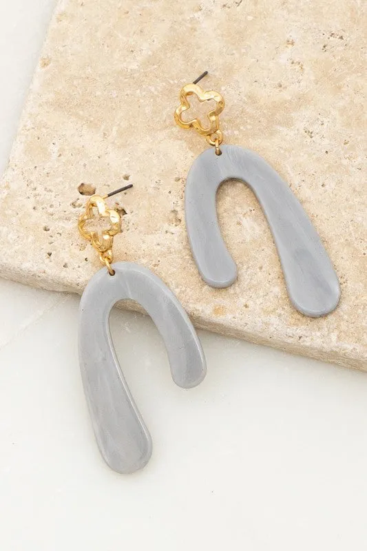 Clover stud earrings