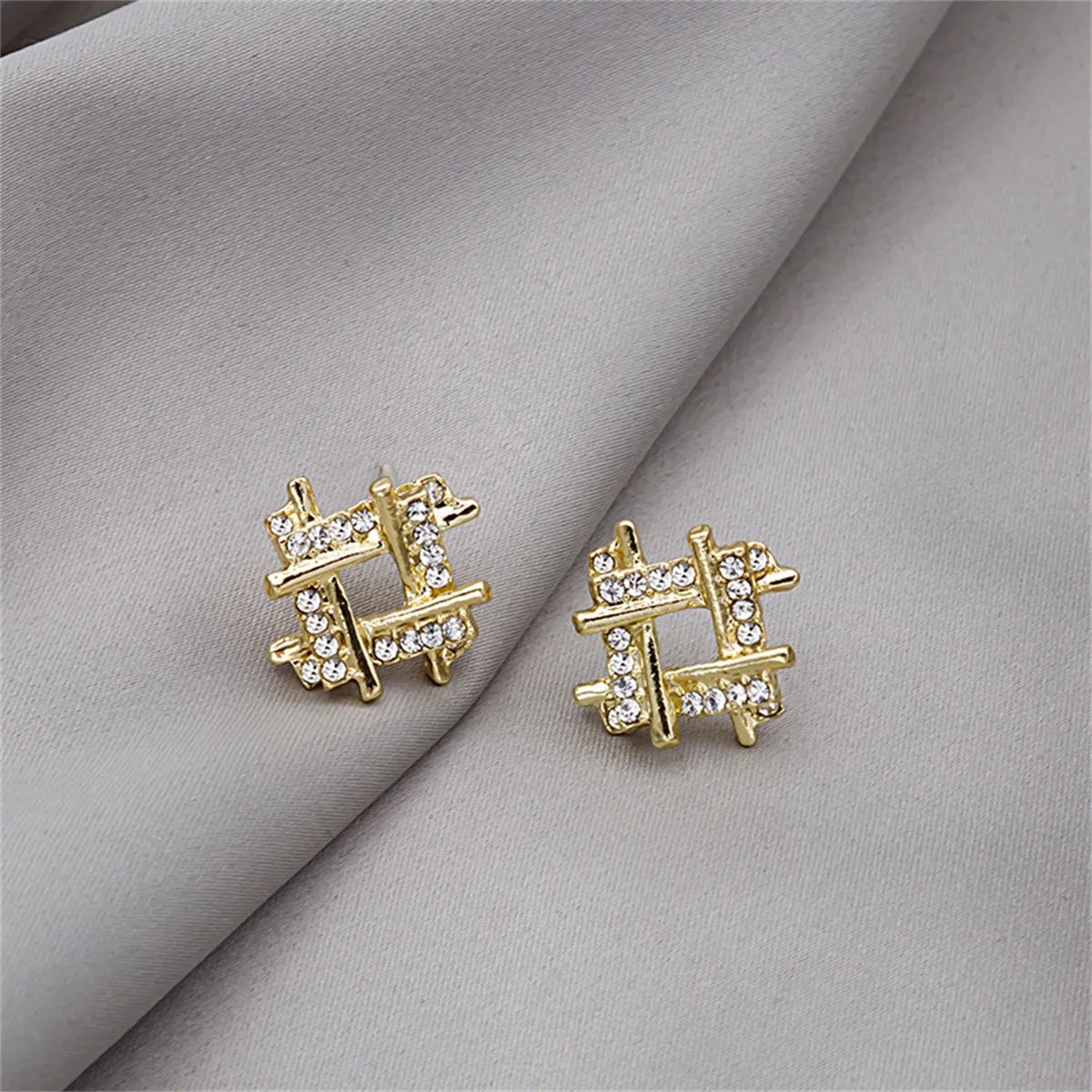 Cubic Zirconia & 18K Gold-Plated Geometric Stud Earrings