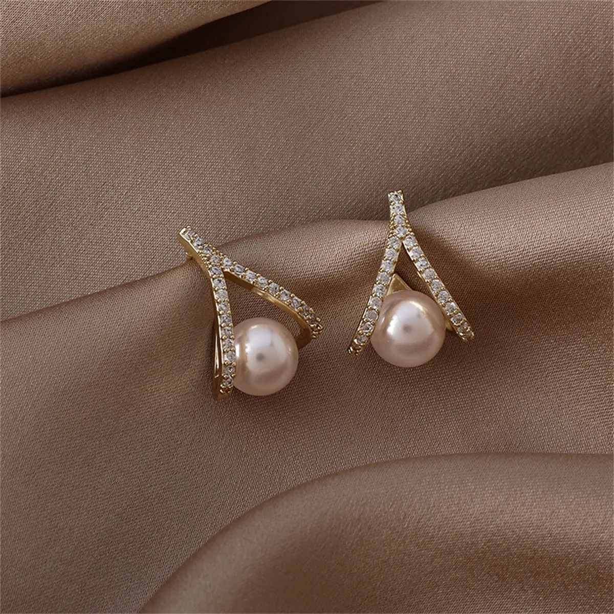 Cubic Zirconia & Pearl Drop Stud Earrings