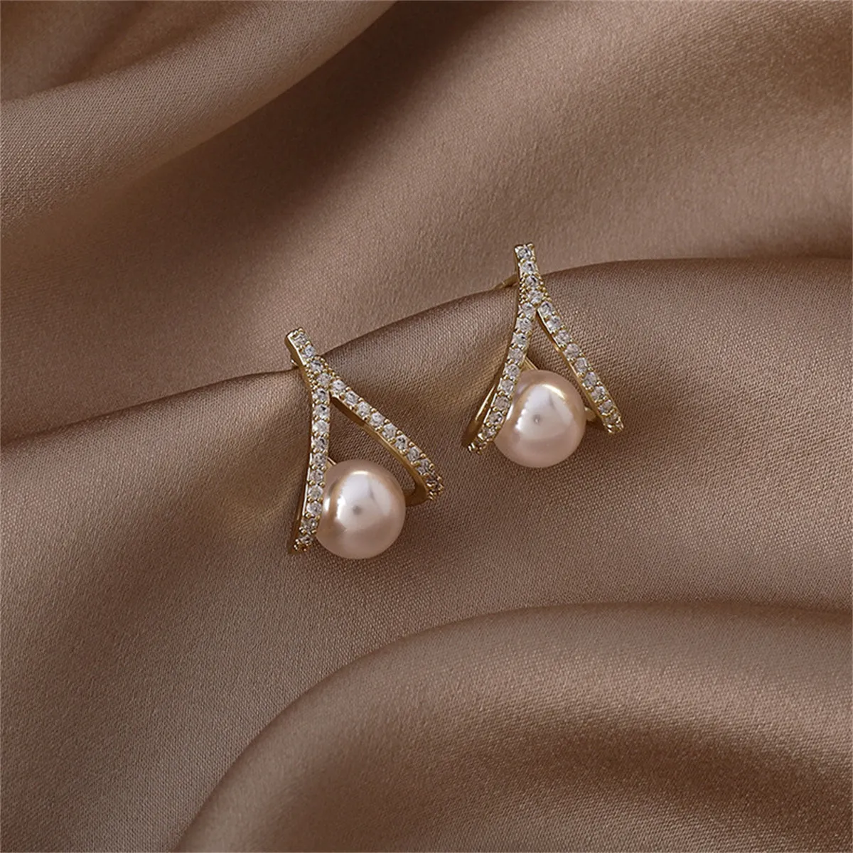Cubic Zirconia & Pearl Drop Stud Earrings