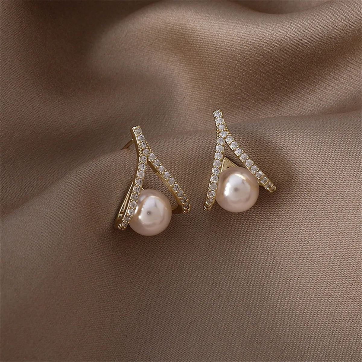 Cubic Zirconia & Pearl Drop Stud Earrings