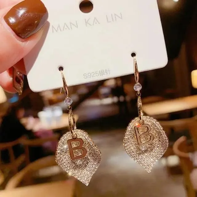 Dangling Charms Gold Crystal Flower Women's Earrings High Quality Fashion Jewellery For Ladies And Girls