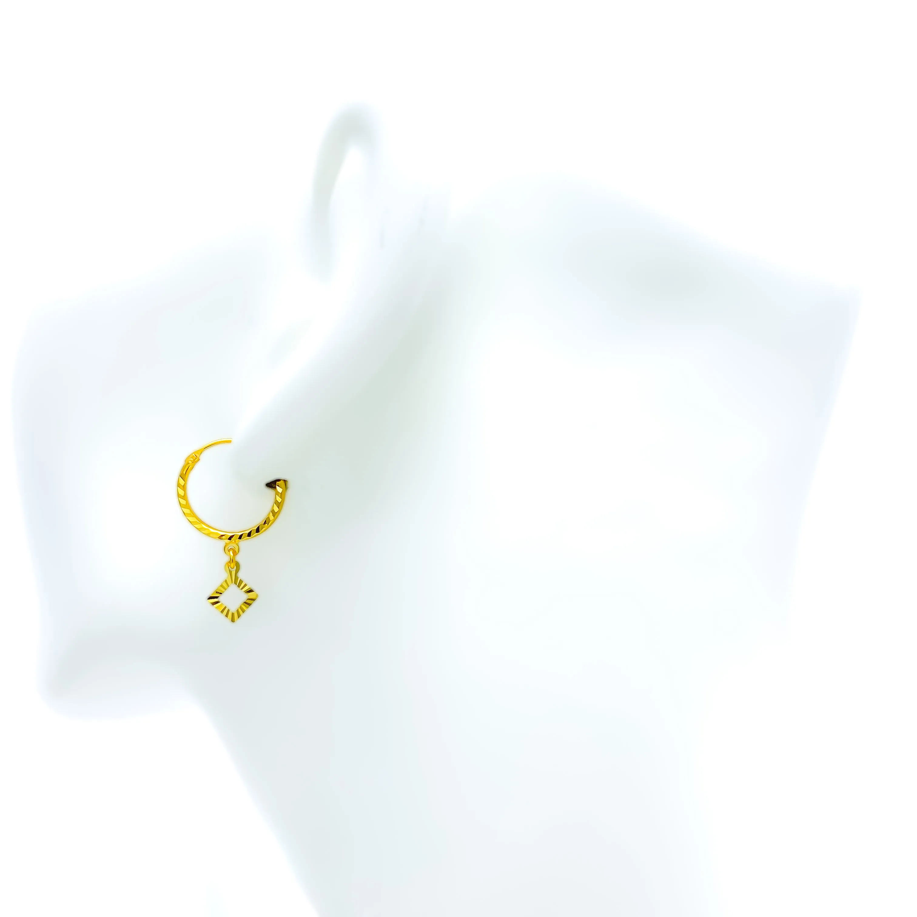 Dazzling Geometric 22k Gold Bali