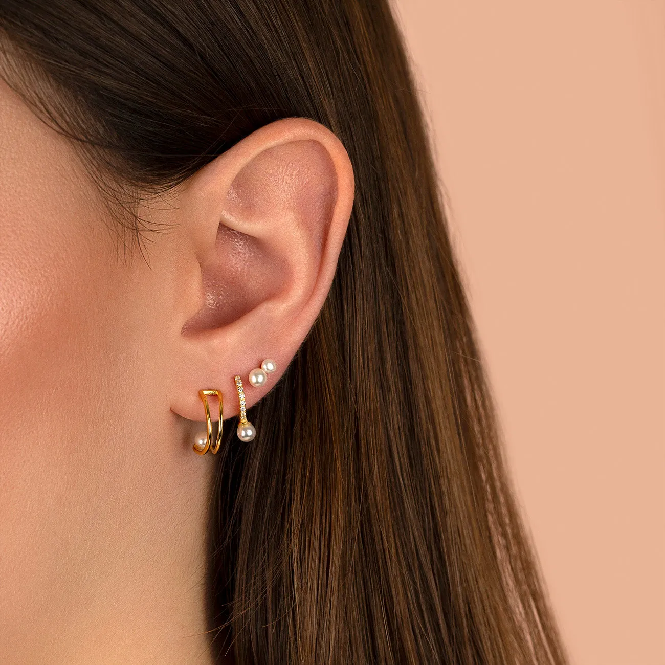 Double Pearl Stud Earring