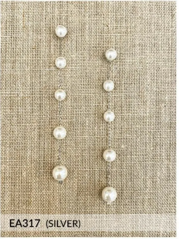 EA317 Silver Pearl Circle Earrings