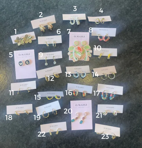 EARRINGS // 23 STYLES