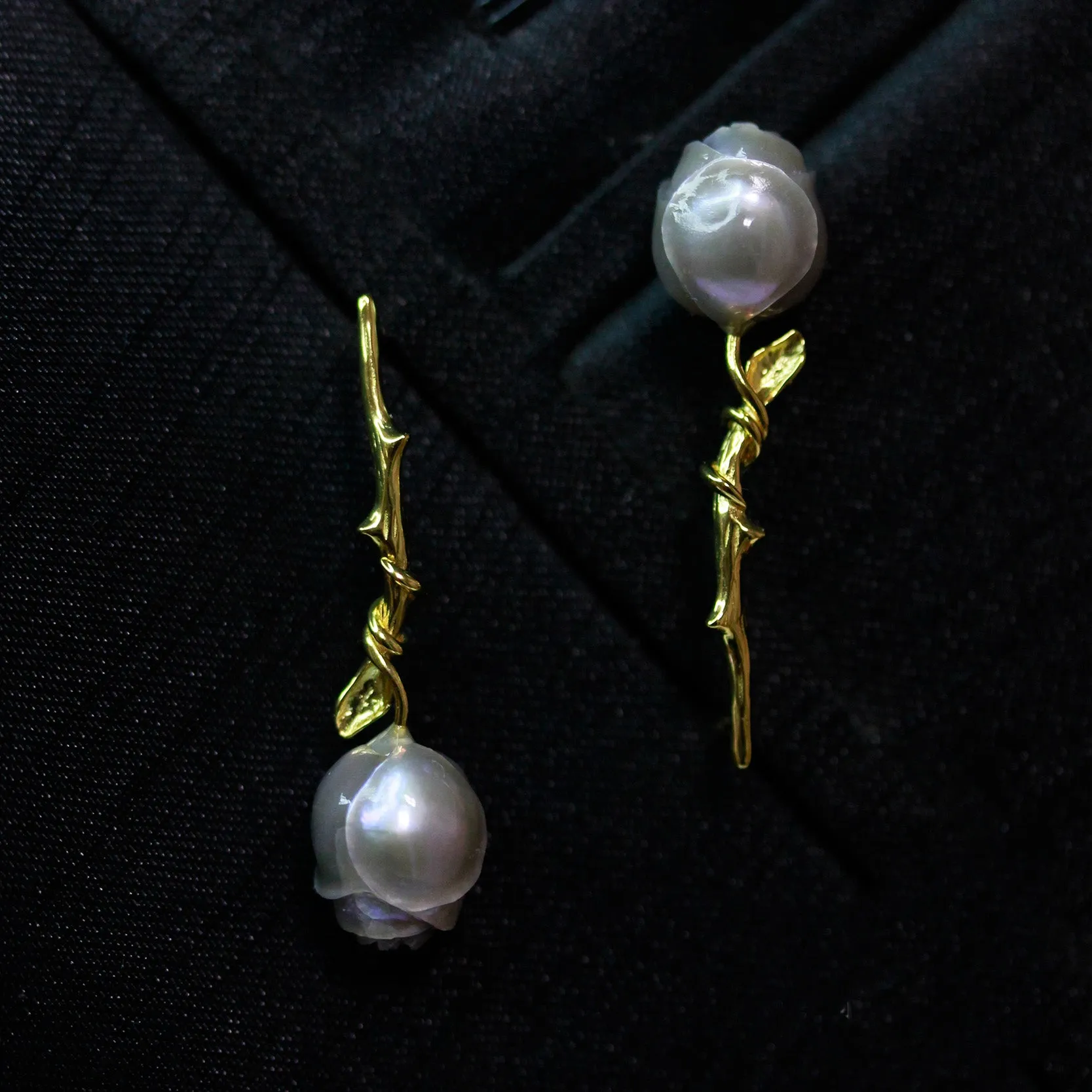 Elegant Carved Rose Grey Pearl Earrings
