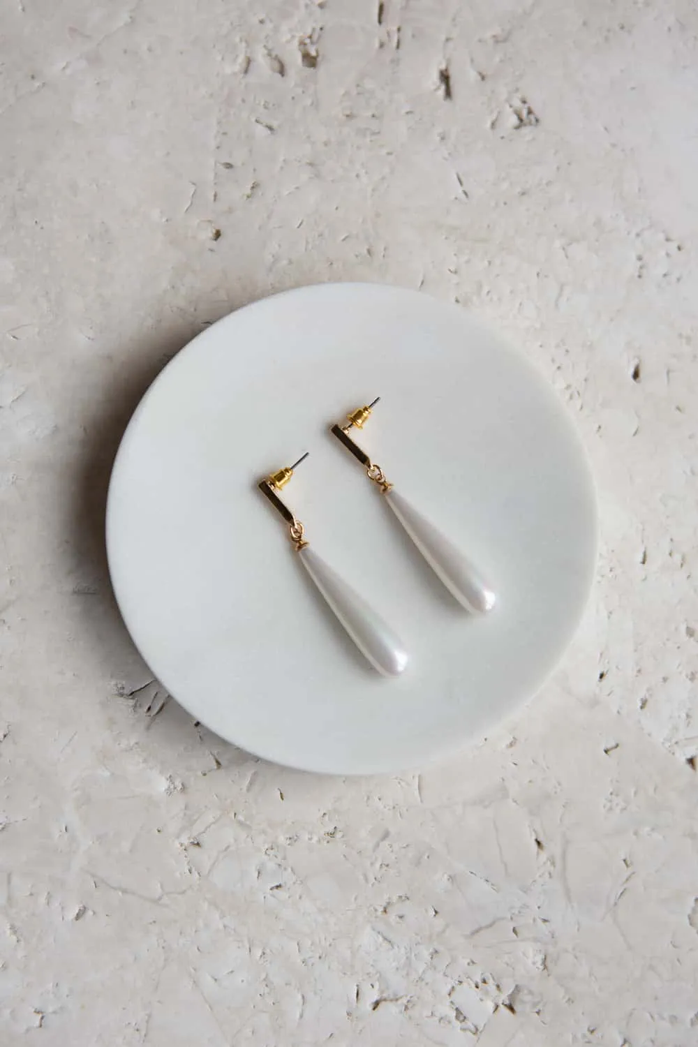 Elongated Pearl Bar Dangle Drop Earrings