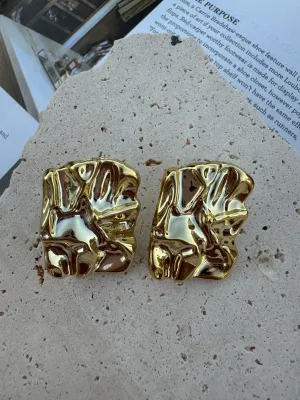 Em earrings