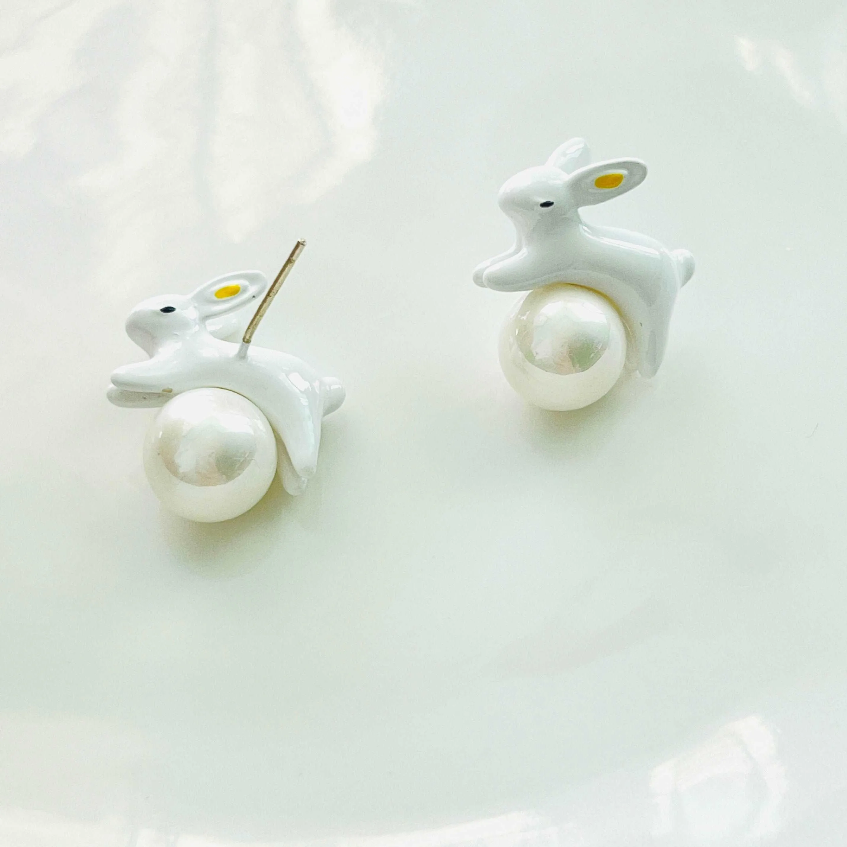 Enamel White Rabbit Pearl Stud Earrings ( Jewelry Set Available)