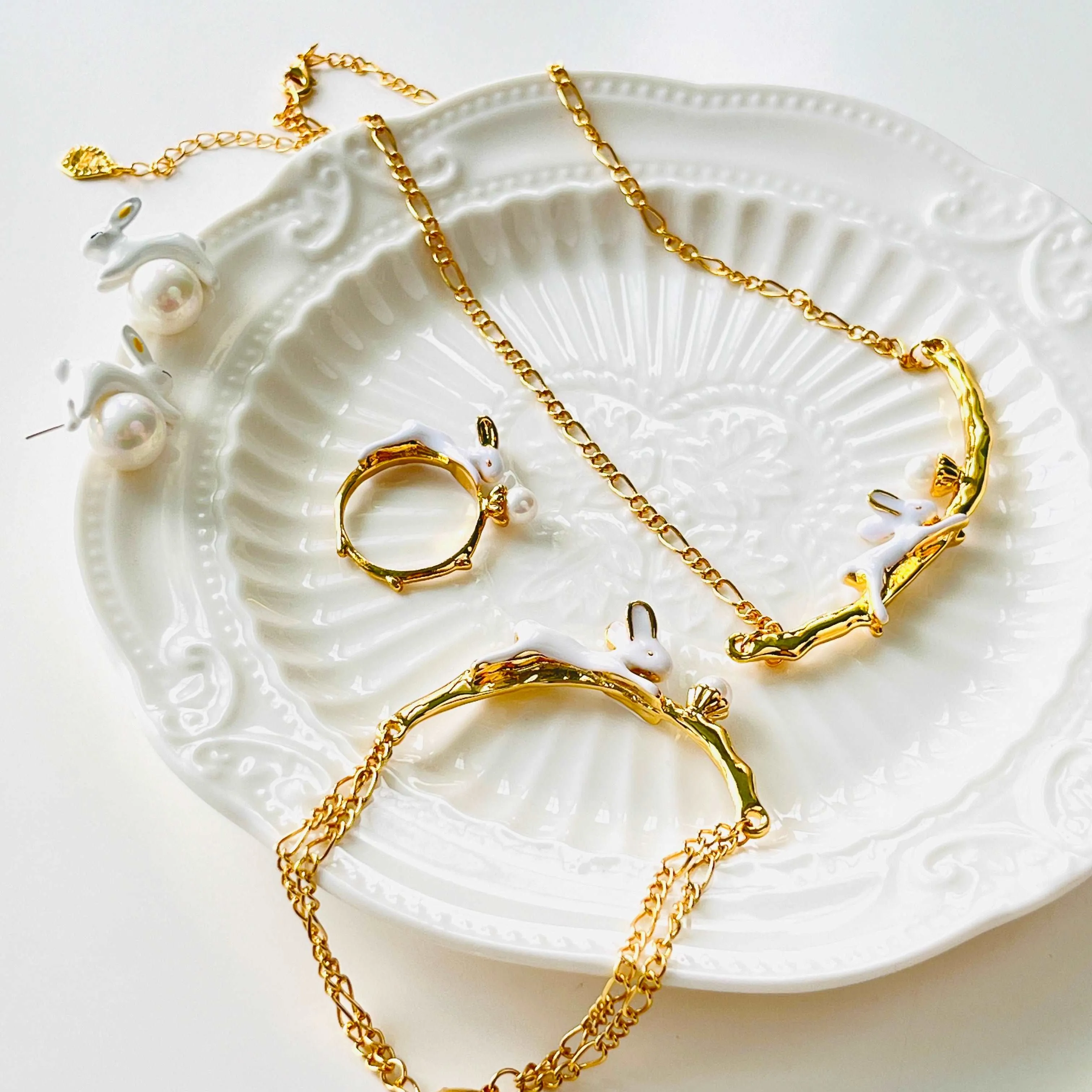 Enamel White Rabbit Pearl Stud Earrings ( Jewelry Set Available)