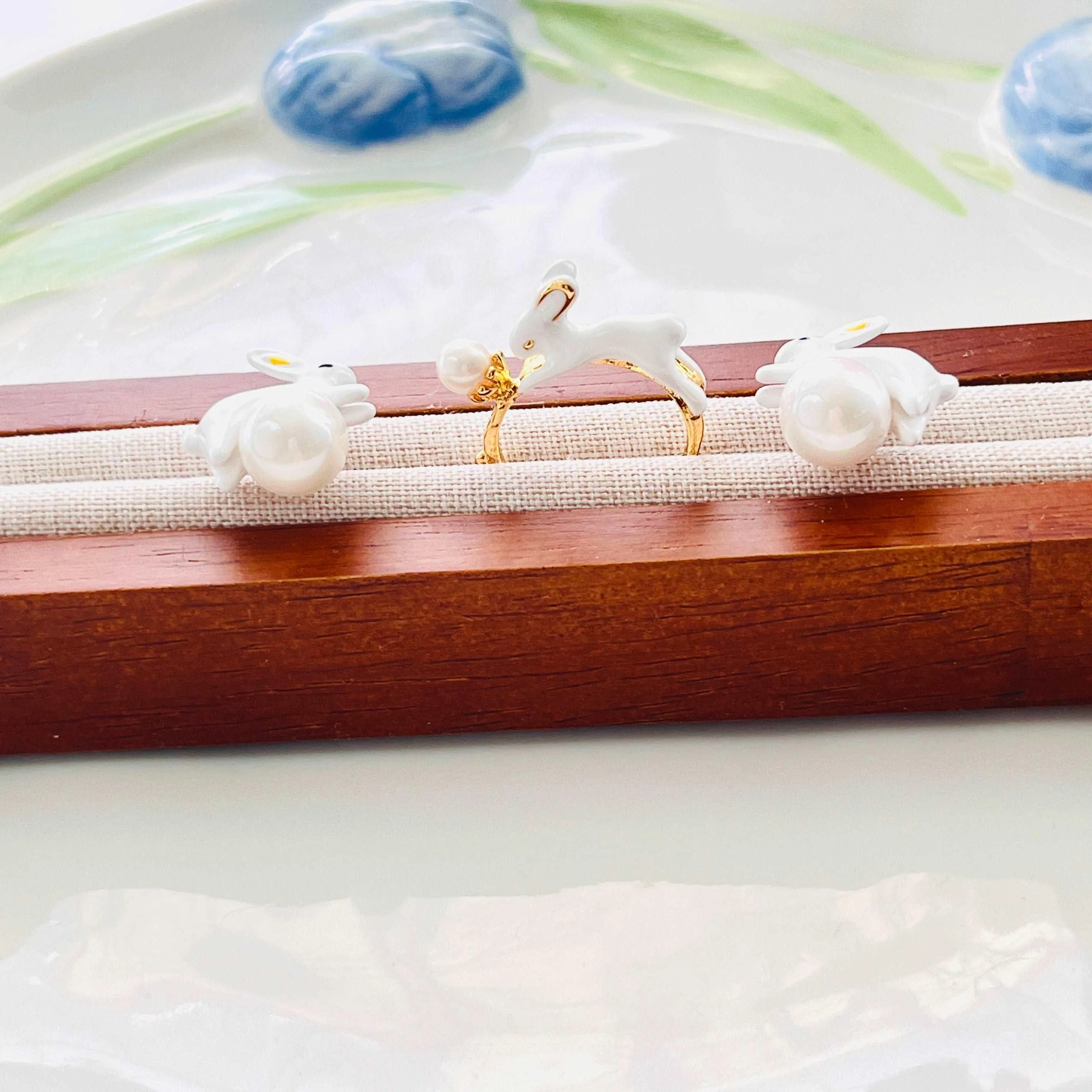 Enamel White Rabbit Pearl Stud Earrings ( Jewelry Set Available)