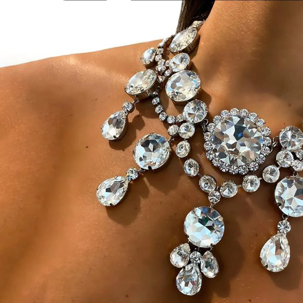 Exaggerated Rhinestone Pendant Necklace Set Fashion