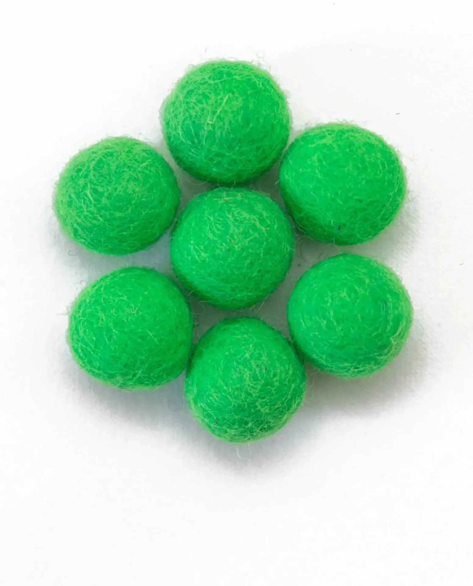 Felt Ball Different Color Size - 2cm - 300 pcs