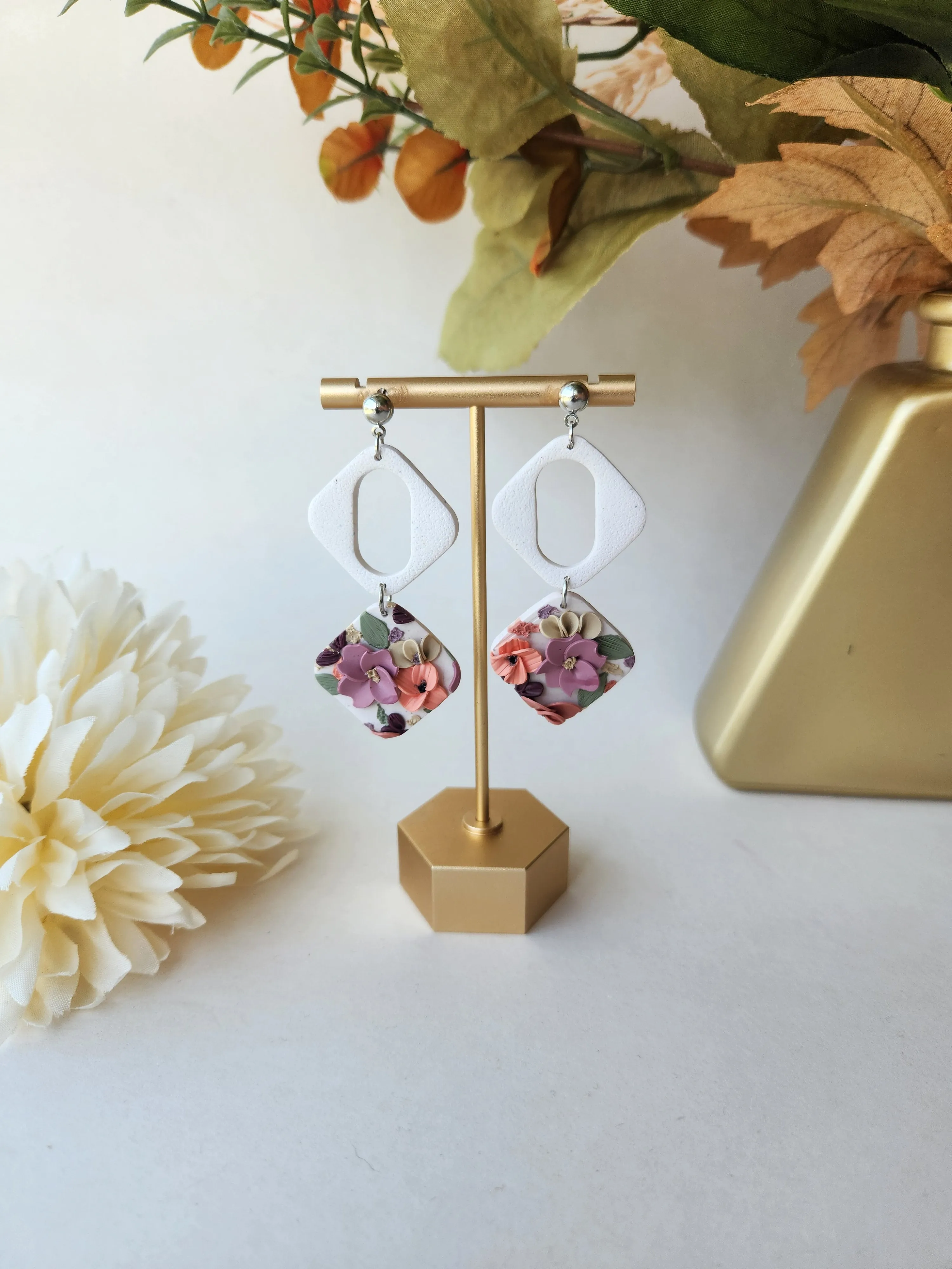 Floral Links (Multiple Colors)