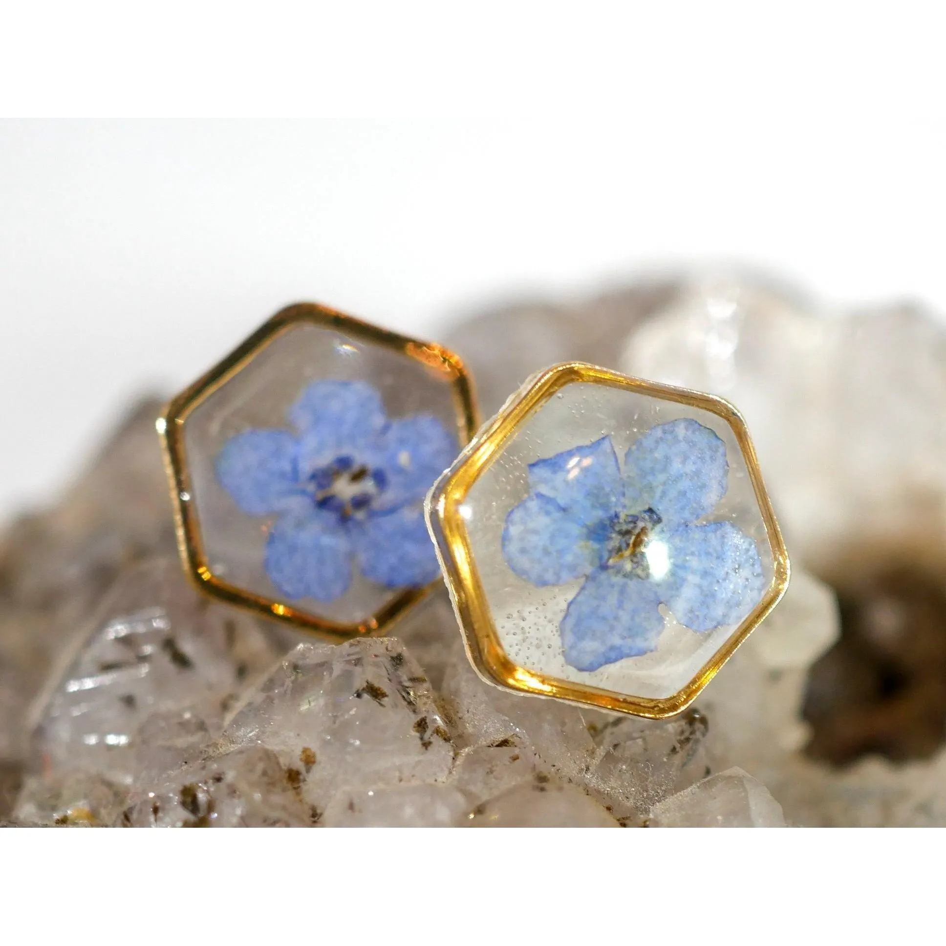 Forget me not stud hexagon earrings