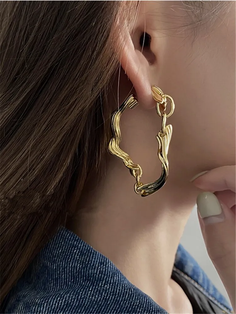 Geometric line stitching earrings for women