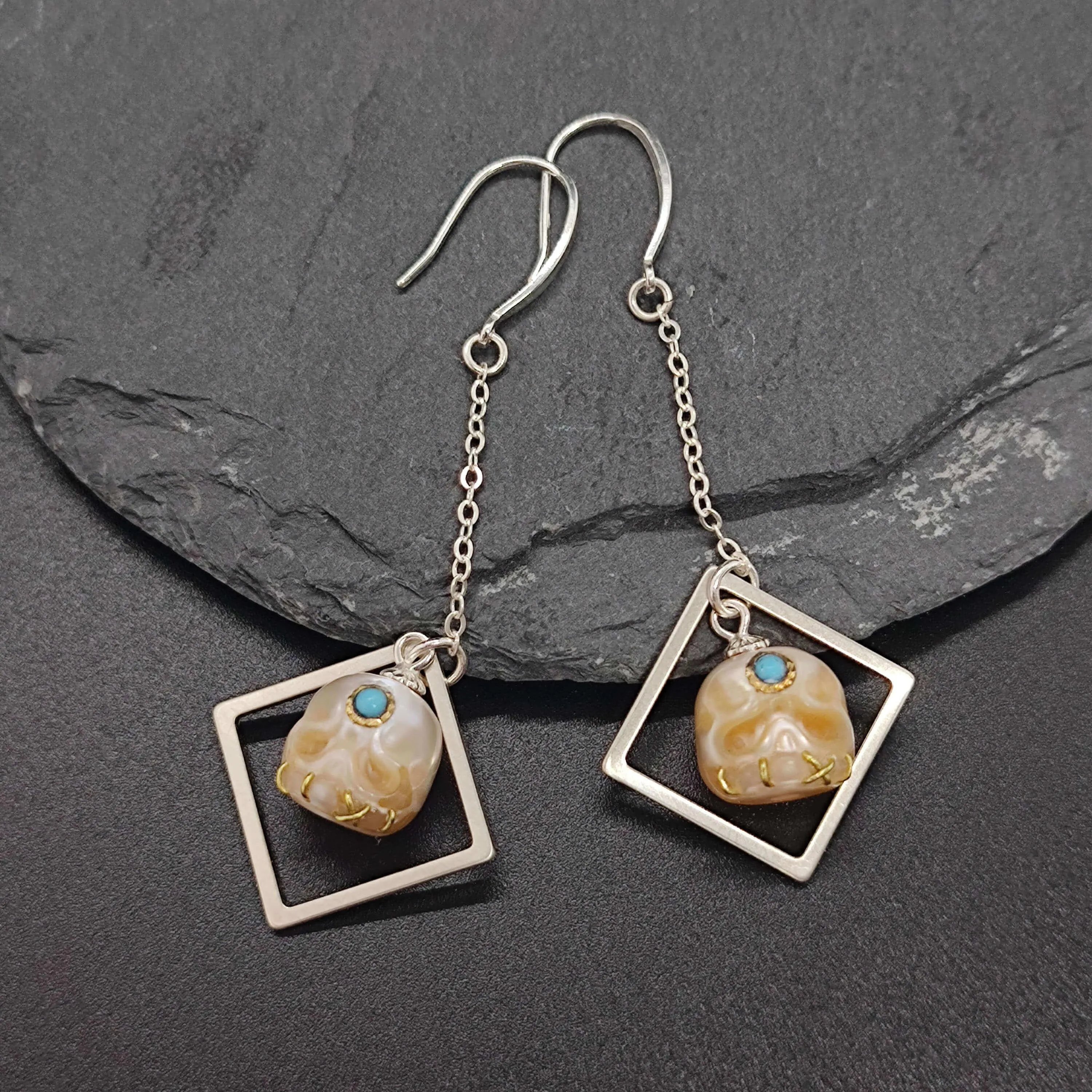Geometric Modern Rhombic Śmaśana Pearl Skull Drop Earrings
