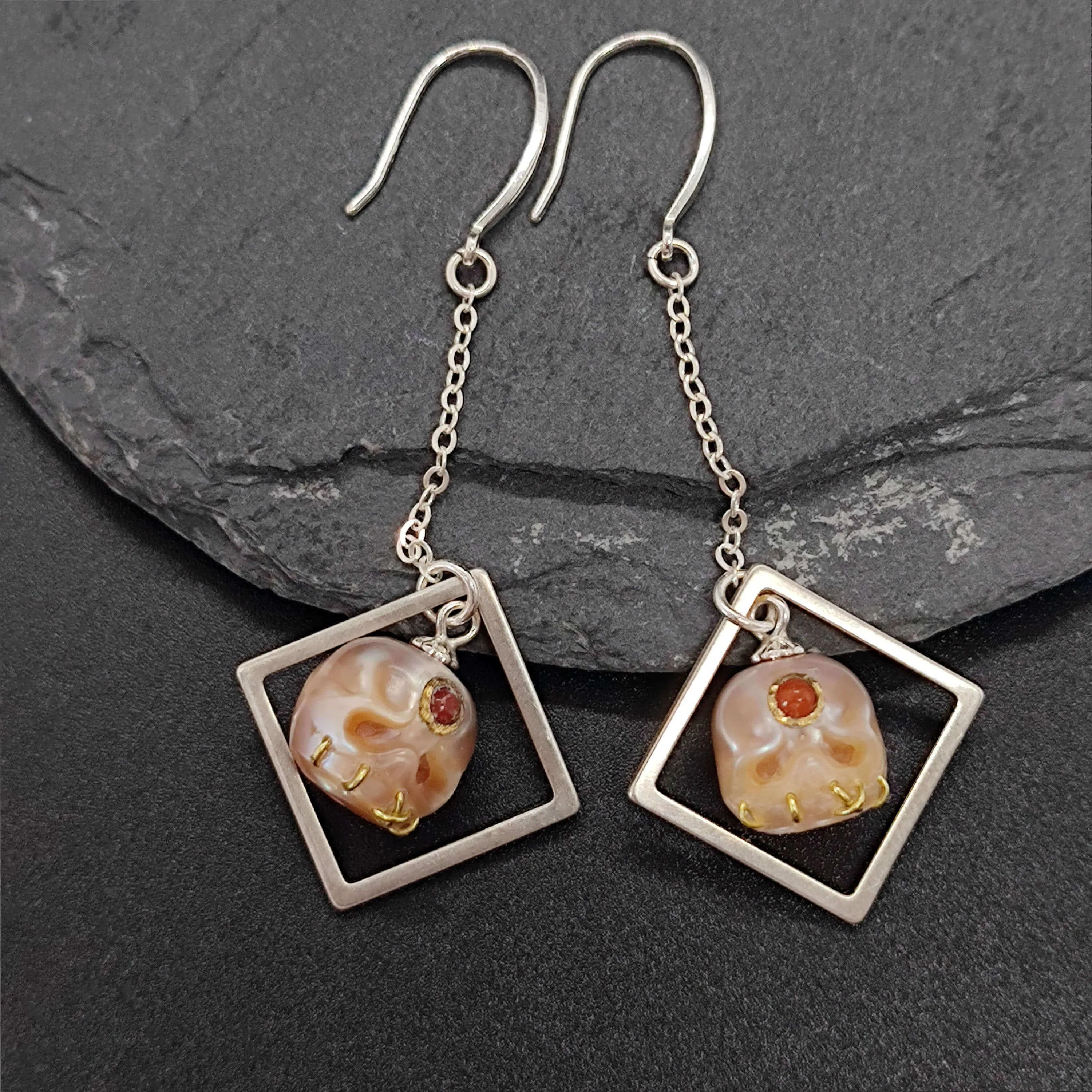 Geometric Modern Rhombic Śmaśana Pearl Skull Drop Earrings
