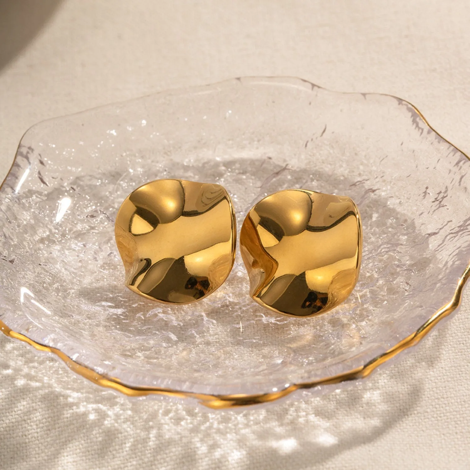 Geometric Pleated Stud Earrings