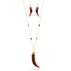 GOLD BROWN HORN PENDANT NECKLACE AND EARRINGS SET #HNN E89952 (FD3)