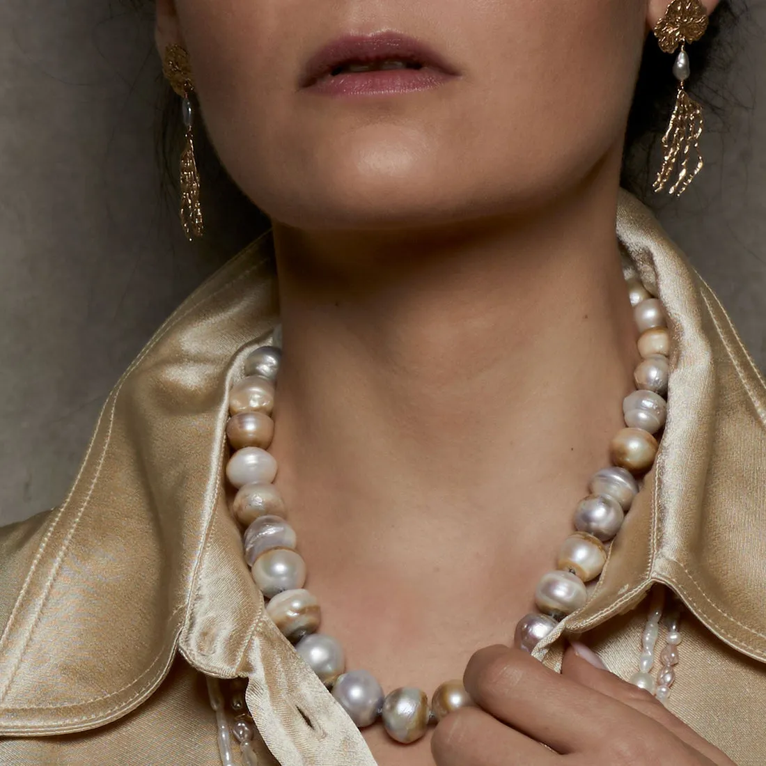 GRACE PEARL NECKLACE