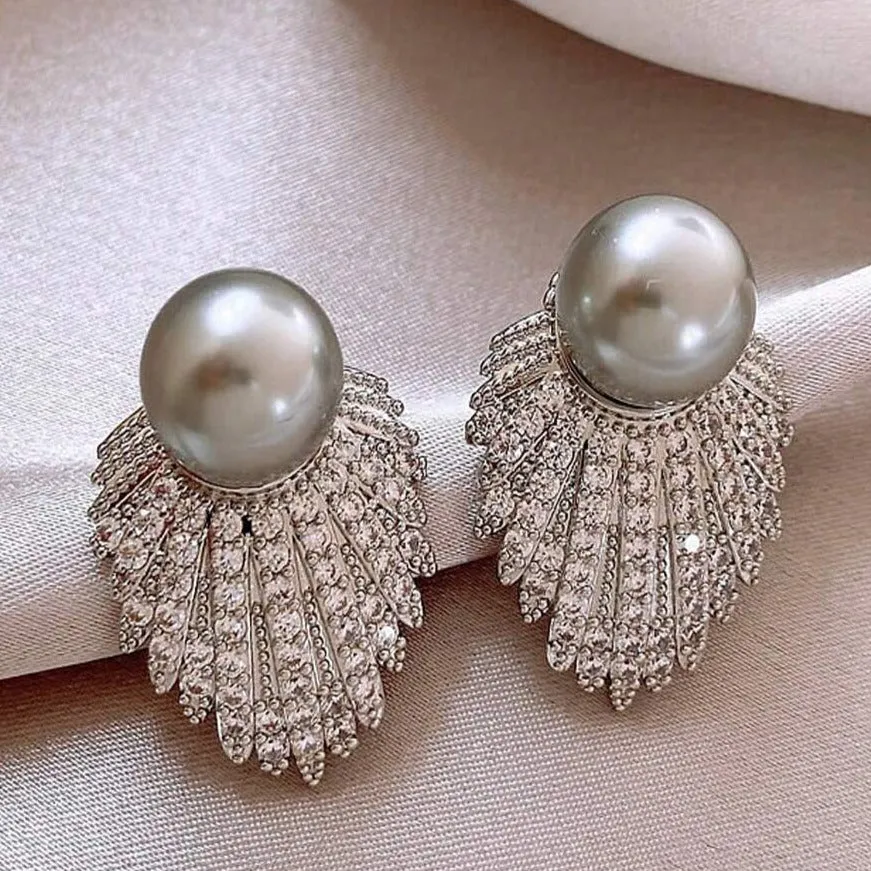 Grey Pearl Earrings