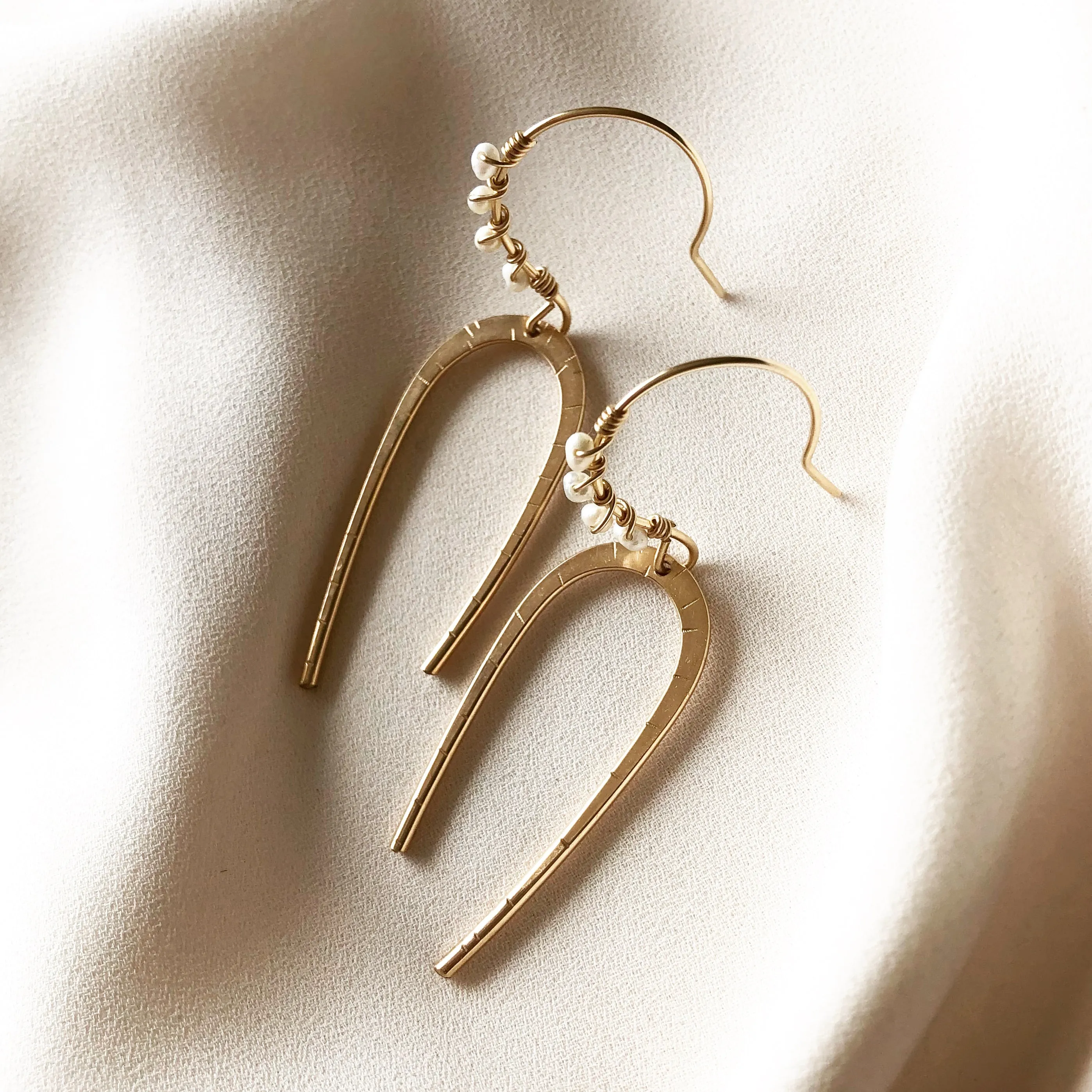 ISLA EARRINGS