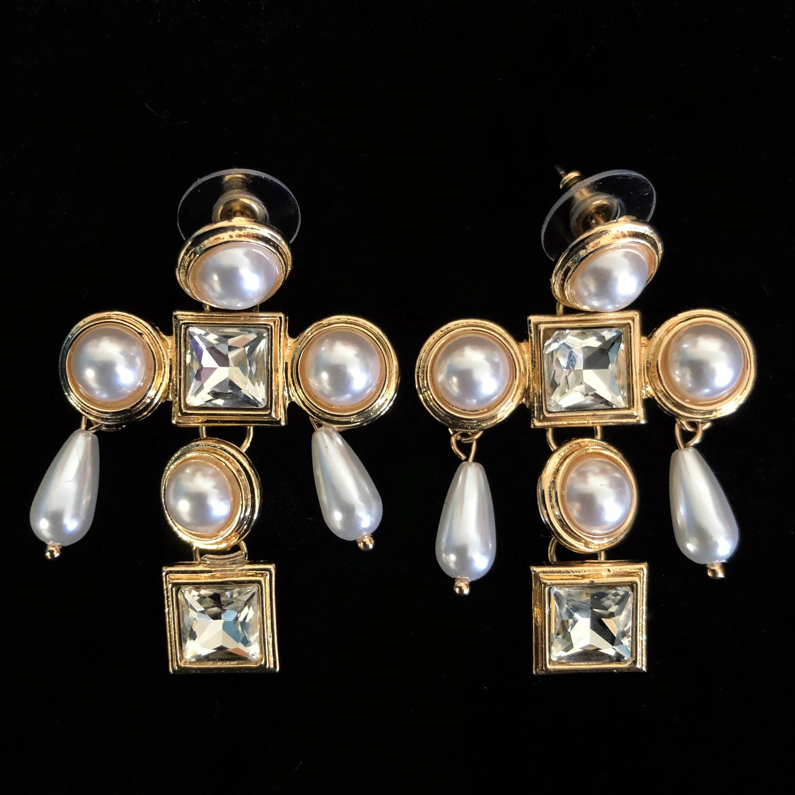 JEWEL CROSS EARRINGS WITH PEARL DANGLES