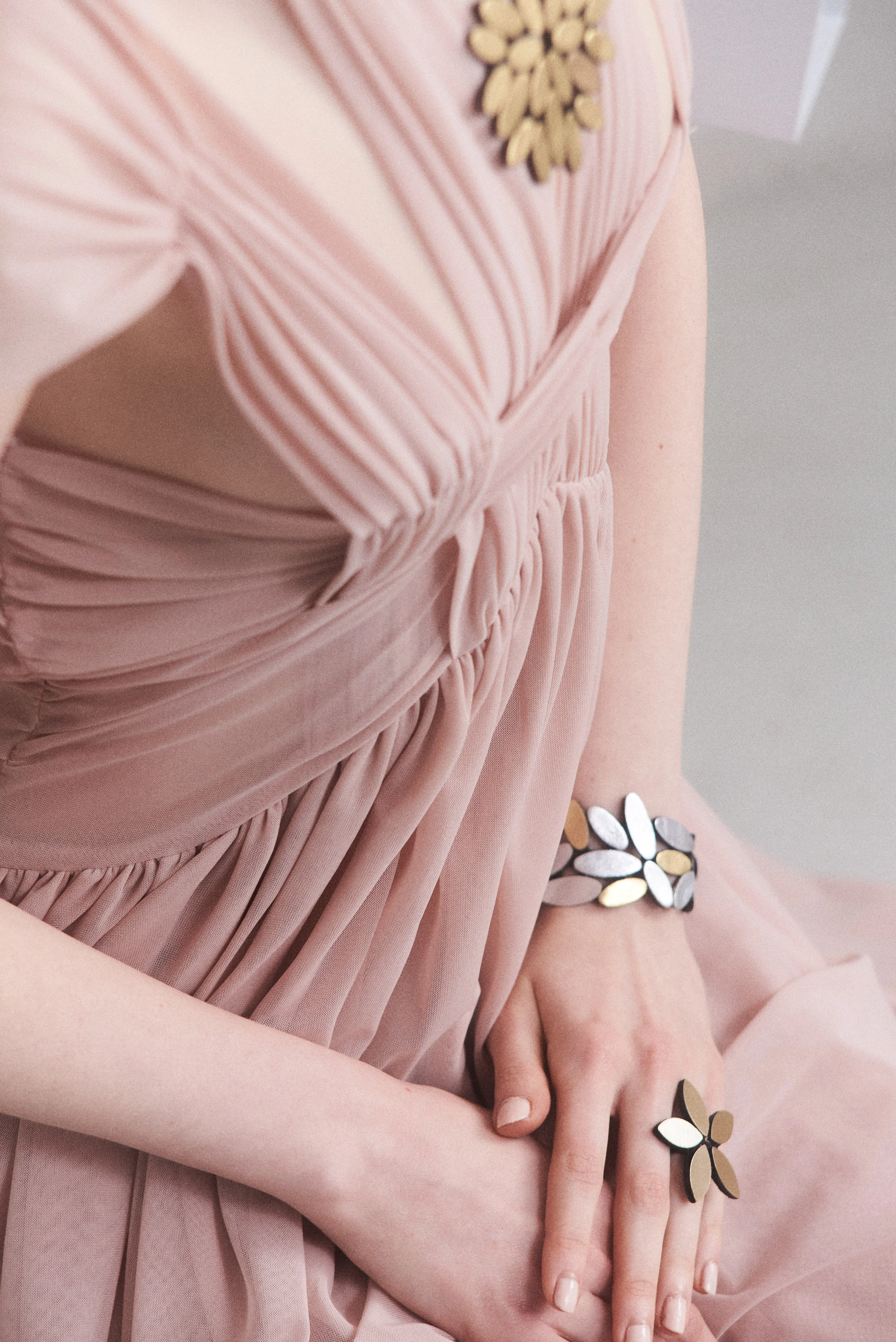 Kate Leaves Flower Ring