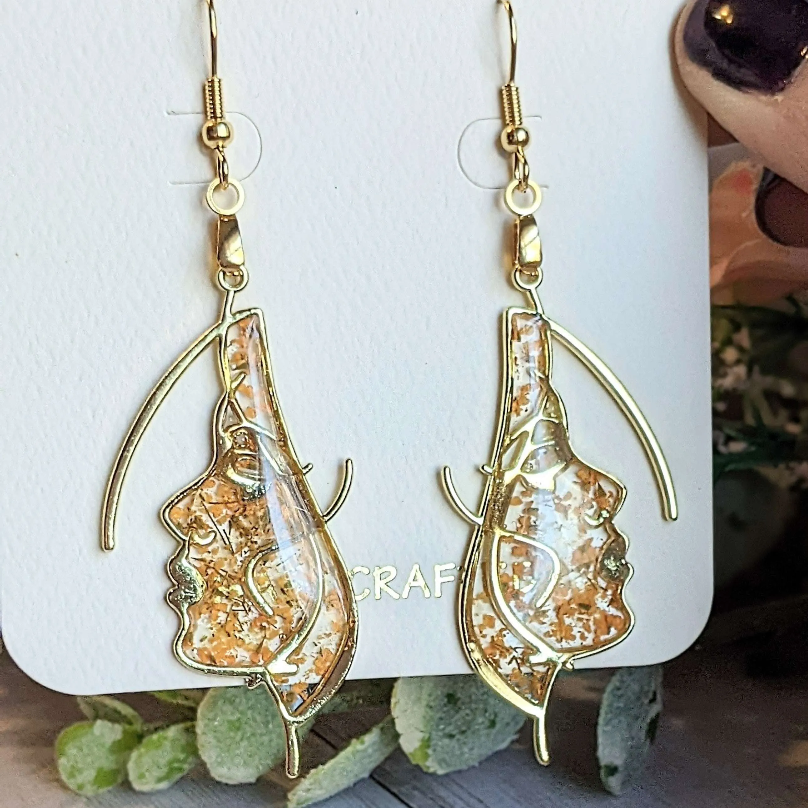 Lady Face Silhouette Dried Flower Dangle earrings