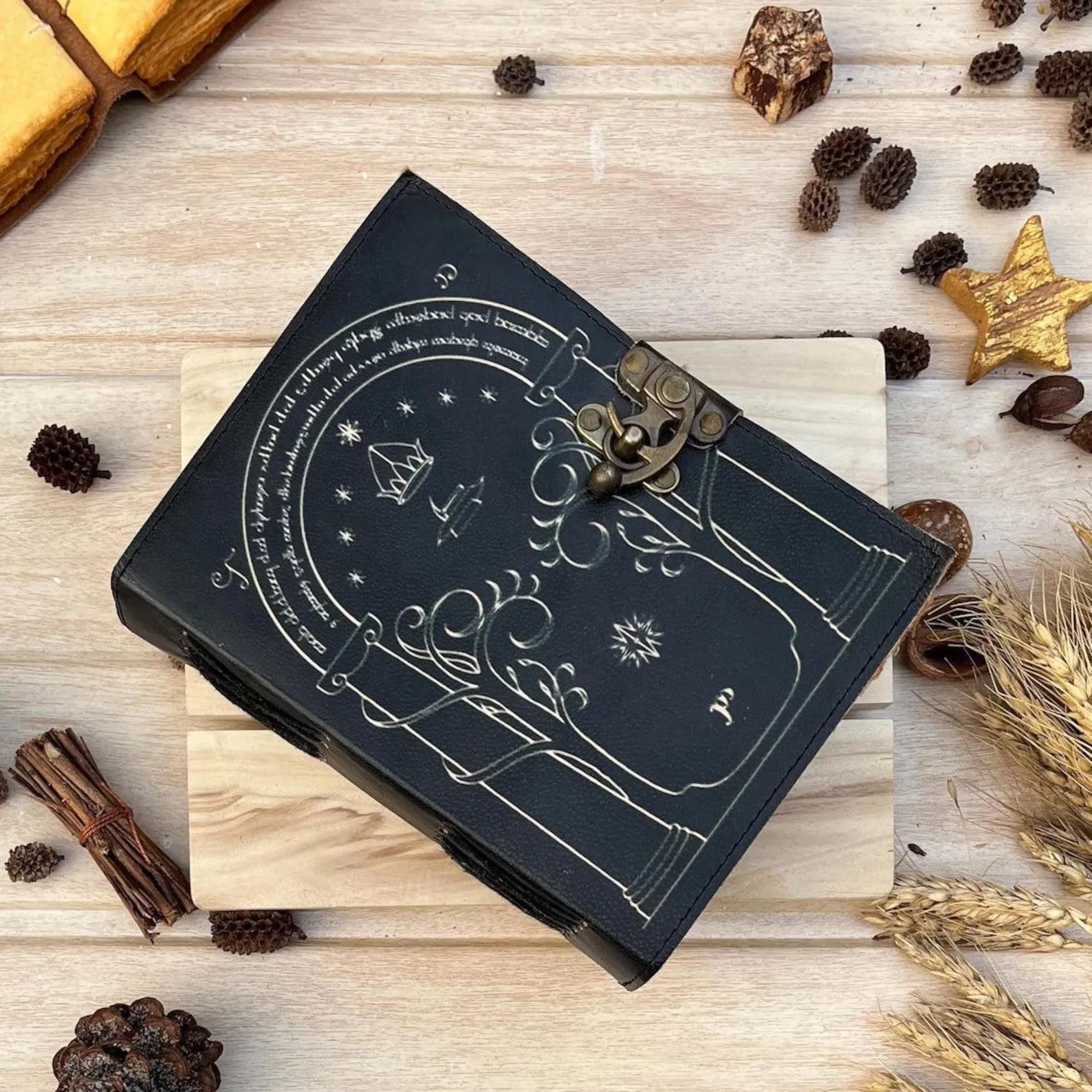 Lord of the Rings - handmade leather journal