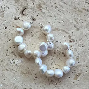 Mini Casey Pearl Hoop Earrings (Silver)