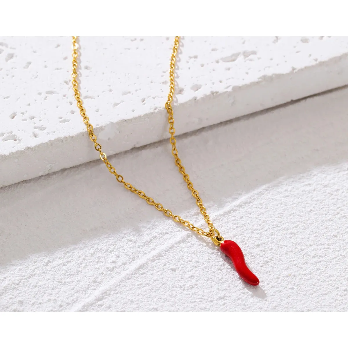 Minimalist 18K Gold Plated Necklace - Stainless Steel Chain