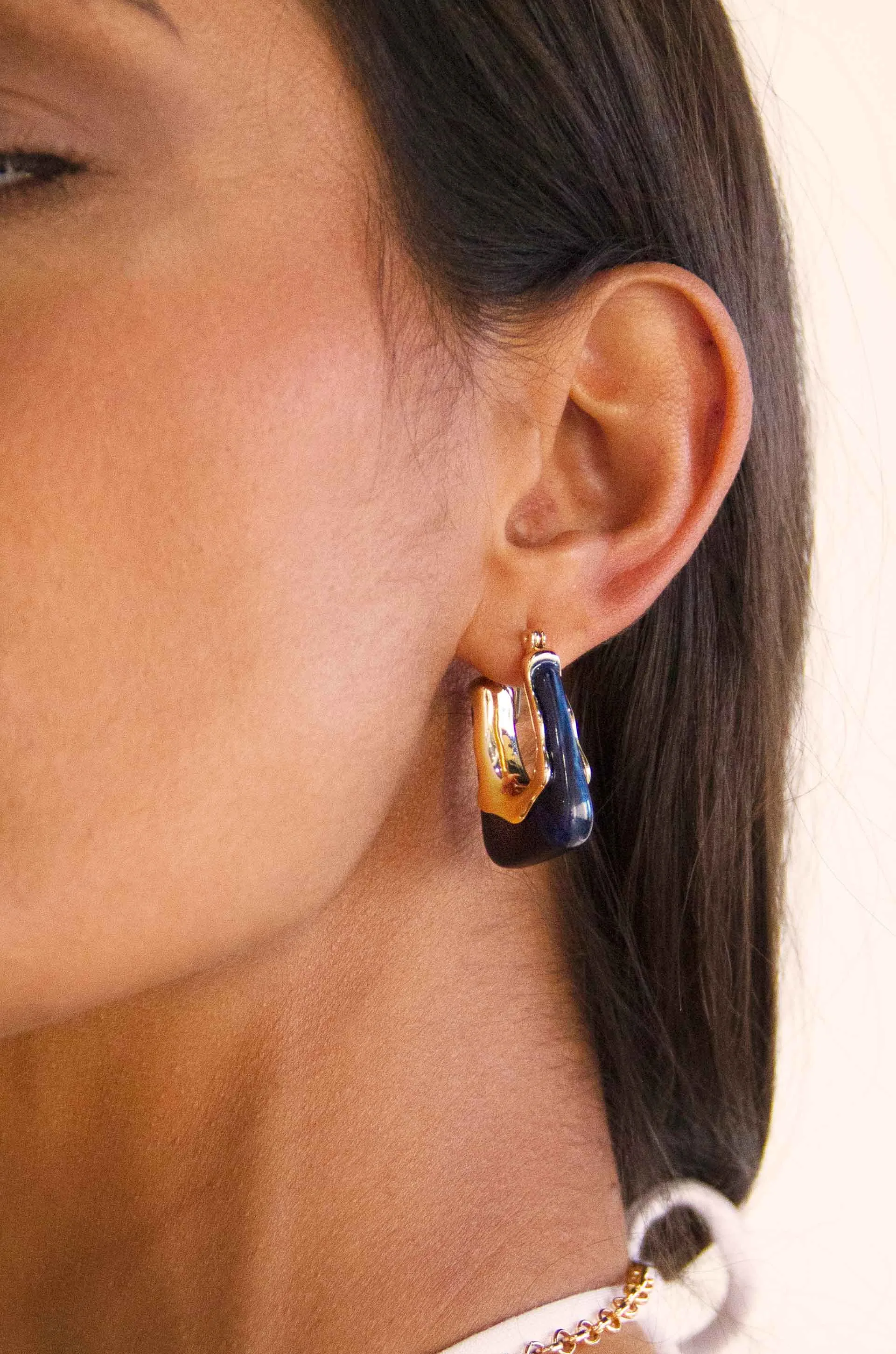 Mod Square Resin 18k Gold Plated Hoop Earrings