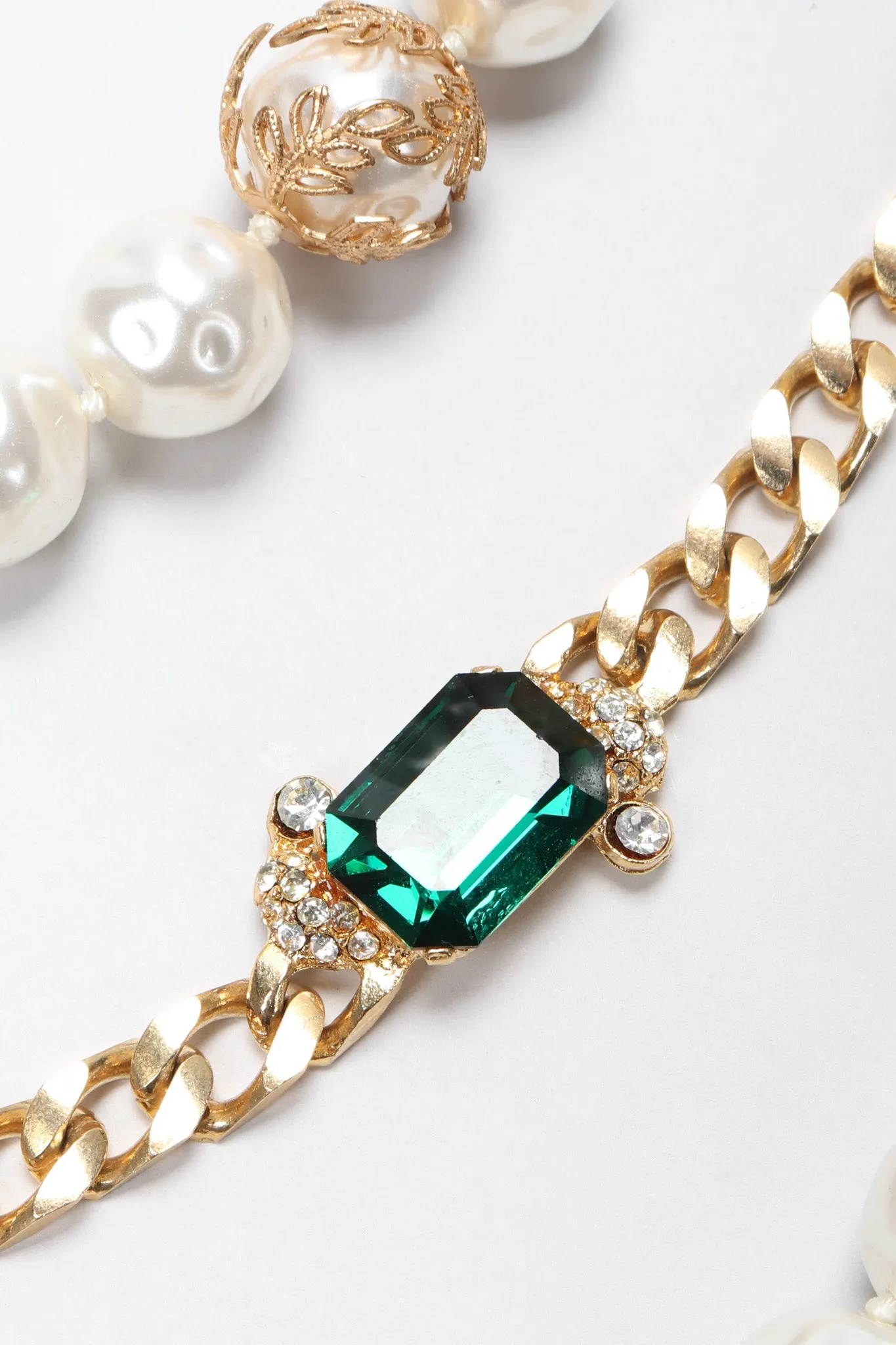 Multi-Strand Emerald Pearl Chain Necklace