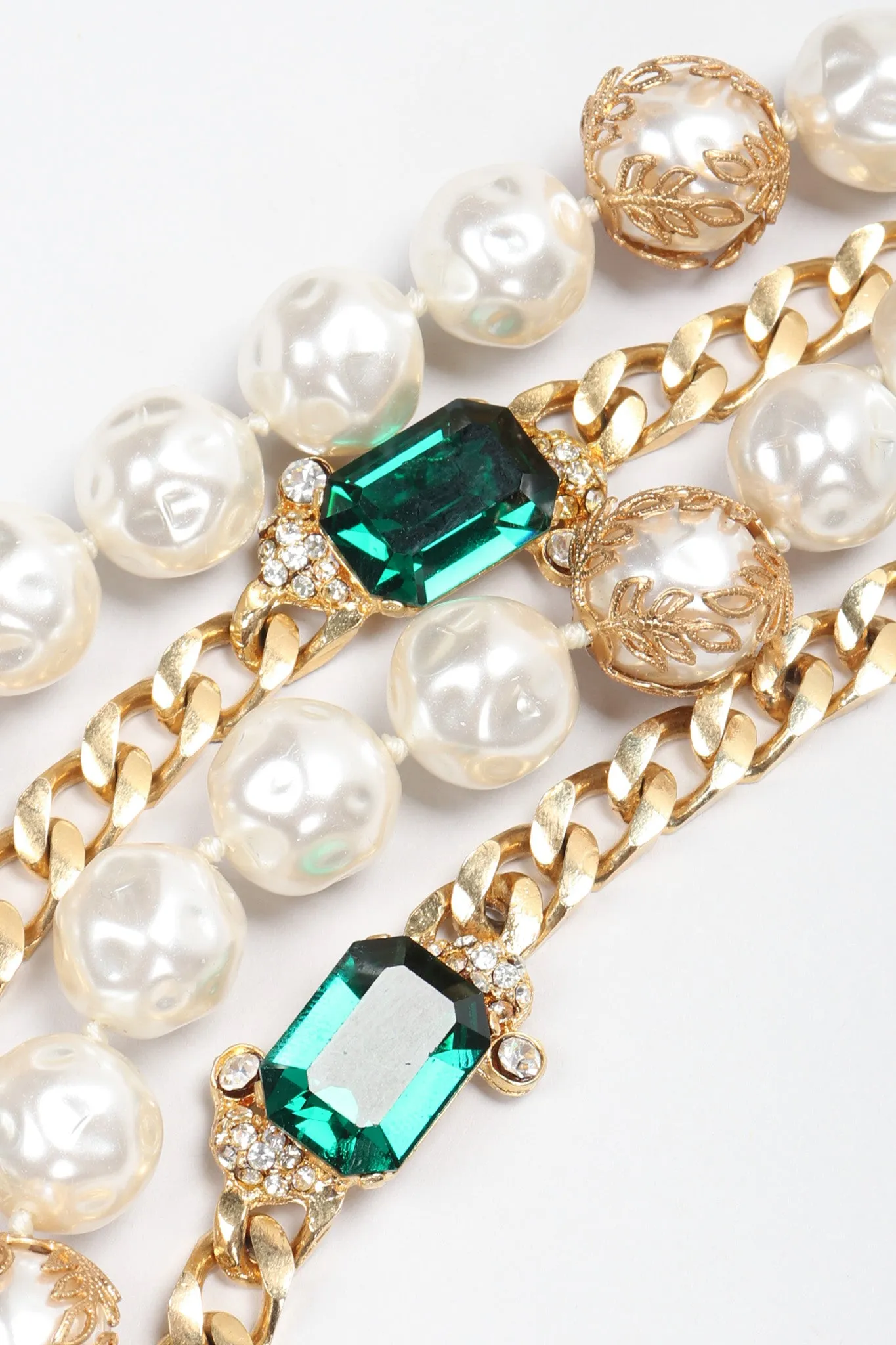 Multi-Strand Emerald Pearl Chain Necklace