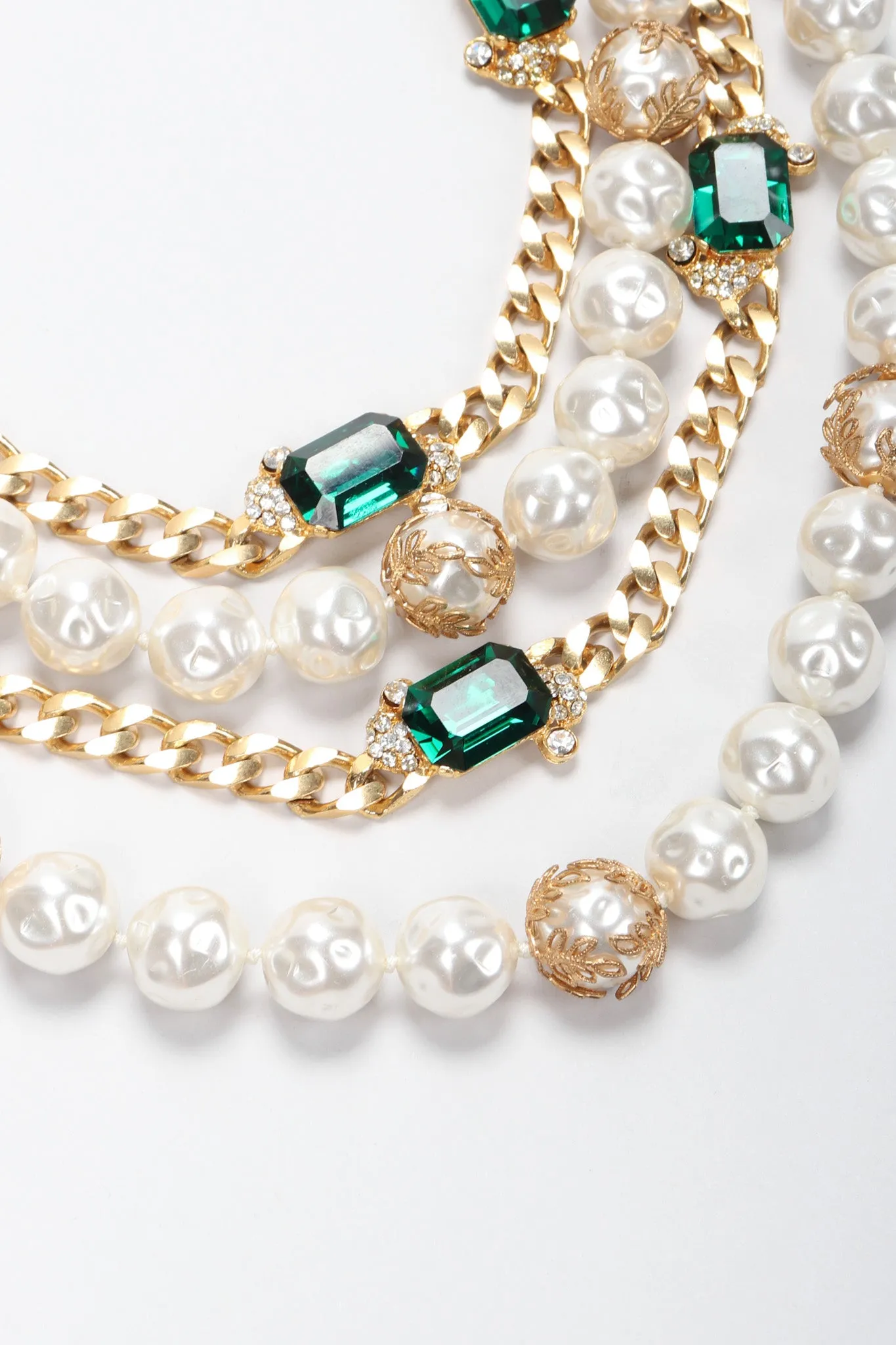 Multi-Strand Emerald Pearl Chain Necklace