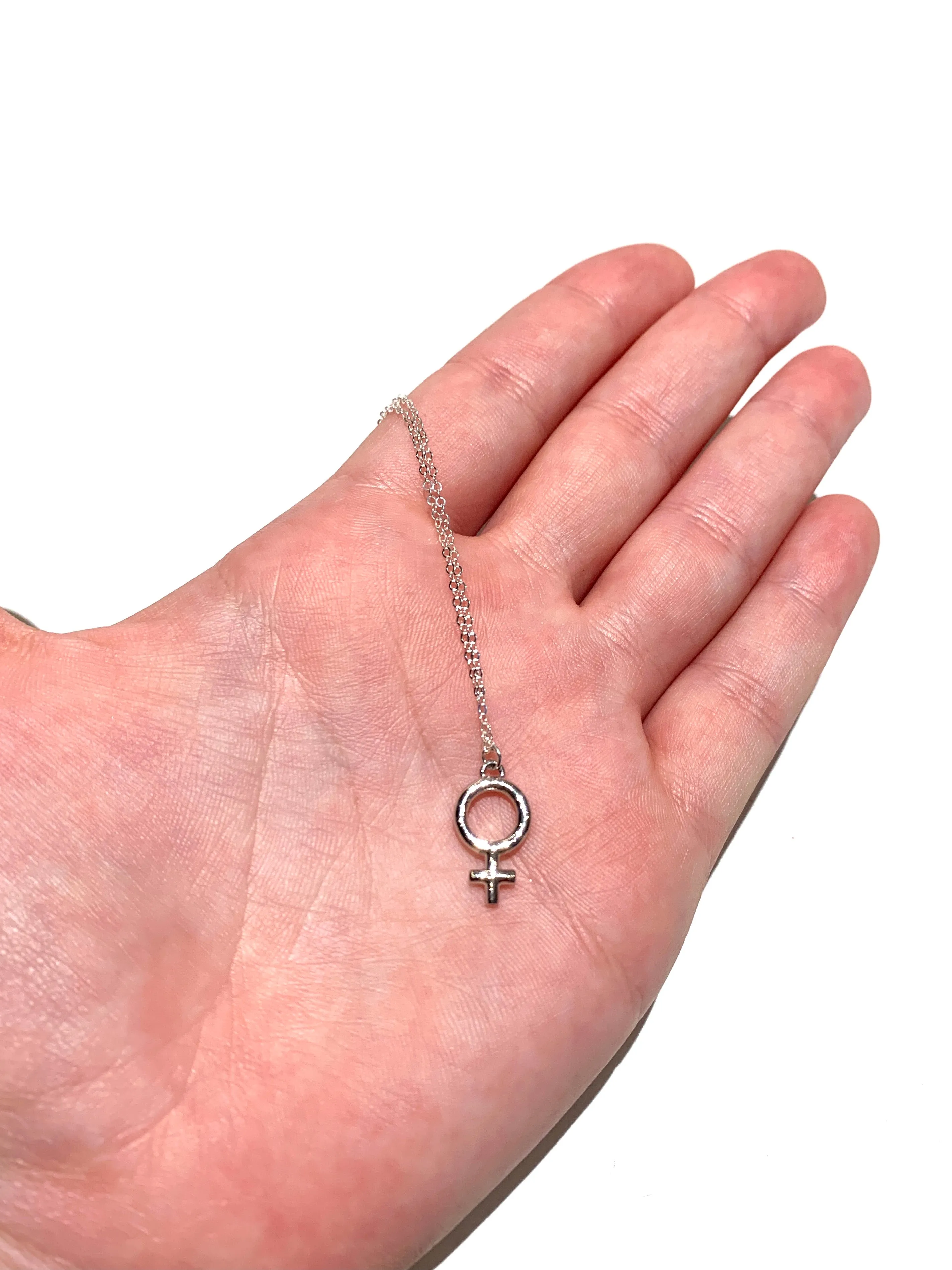 MUNS- Women Power Necklace