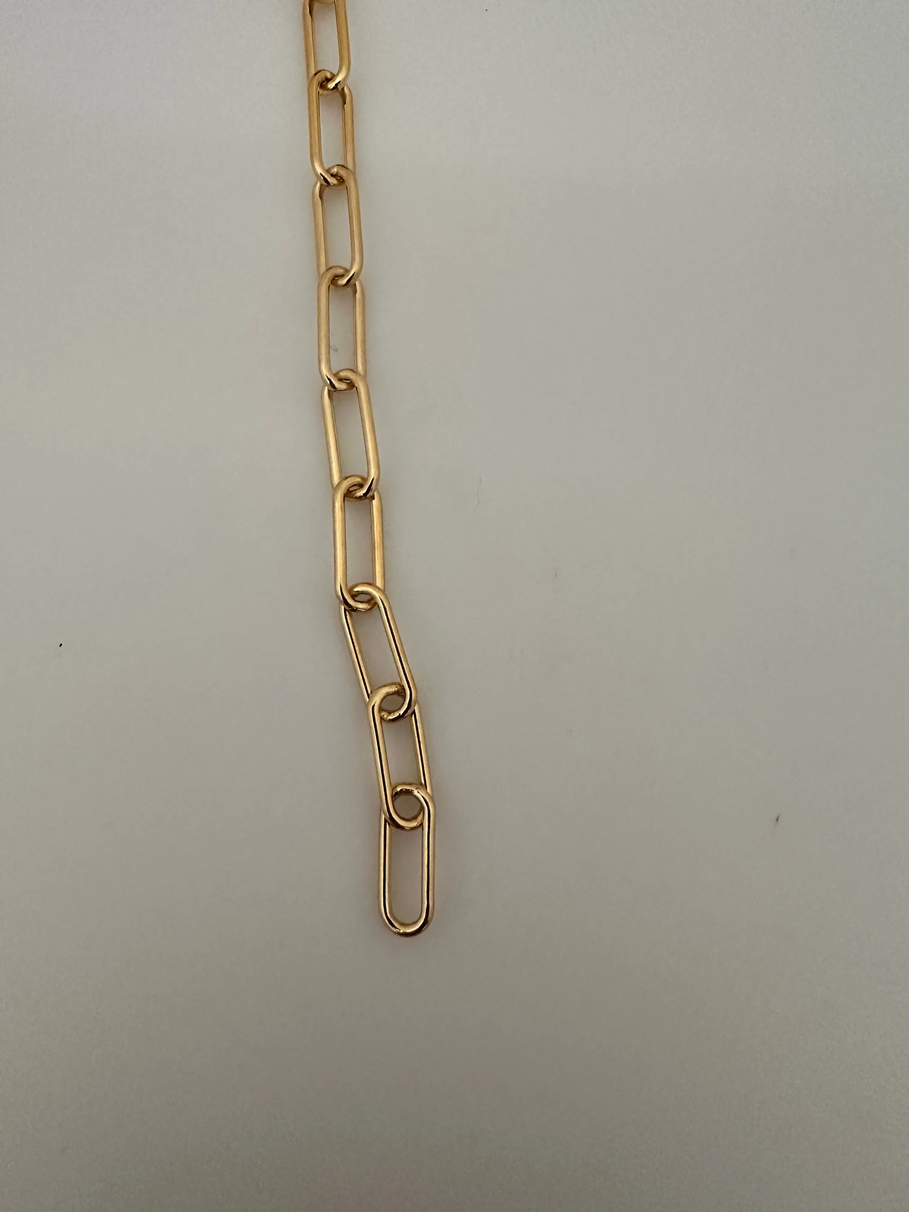 One Foot of Gold-Filled Rectangle Round Wire Chain | Size: 15.5 x 6mm | CHN125GF